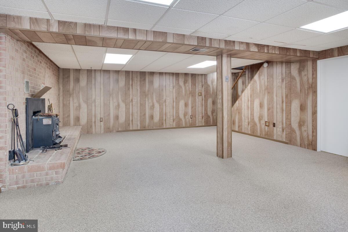 HARBOR HILLS - Residential