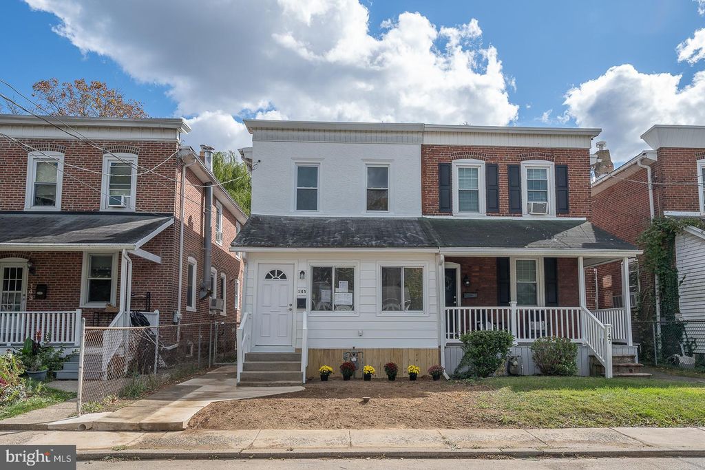 Photo of 145 Summit Terrace, BRYN MAWR, PA 19010 (MLS # PADE2109684)