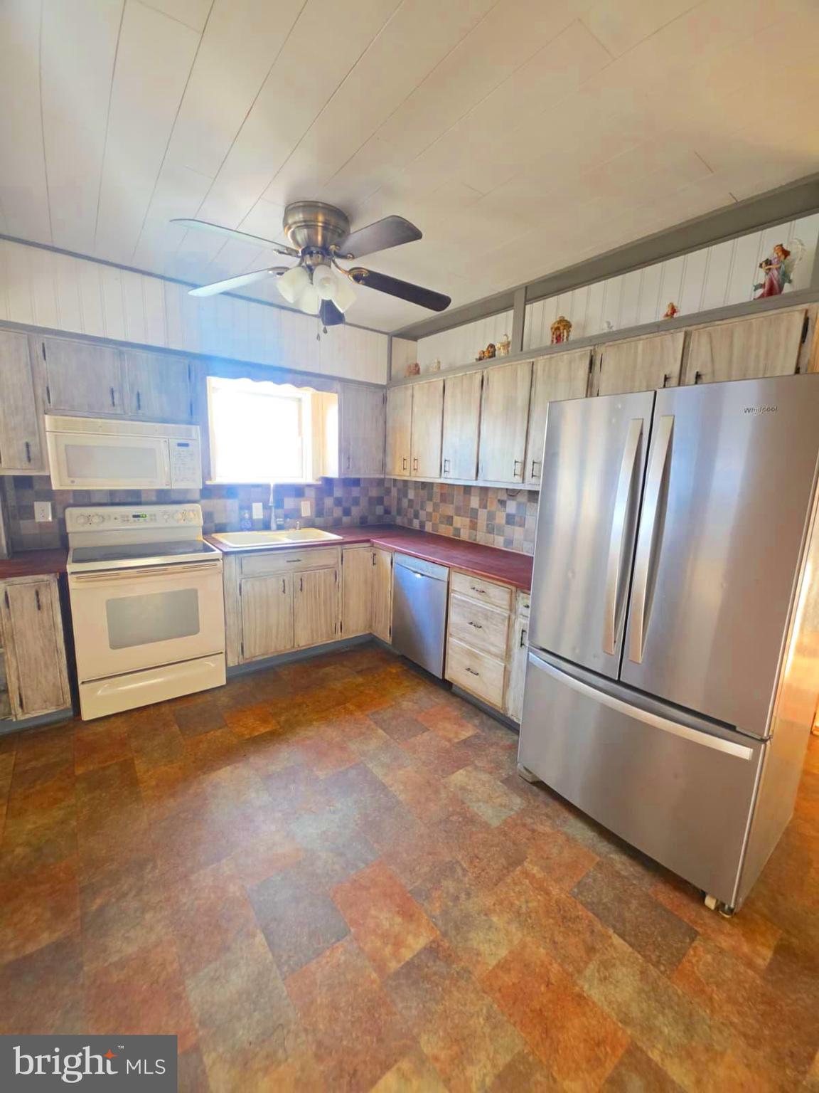 NORTHMONT - Residential