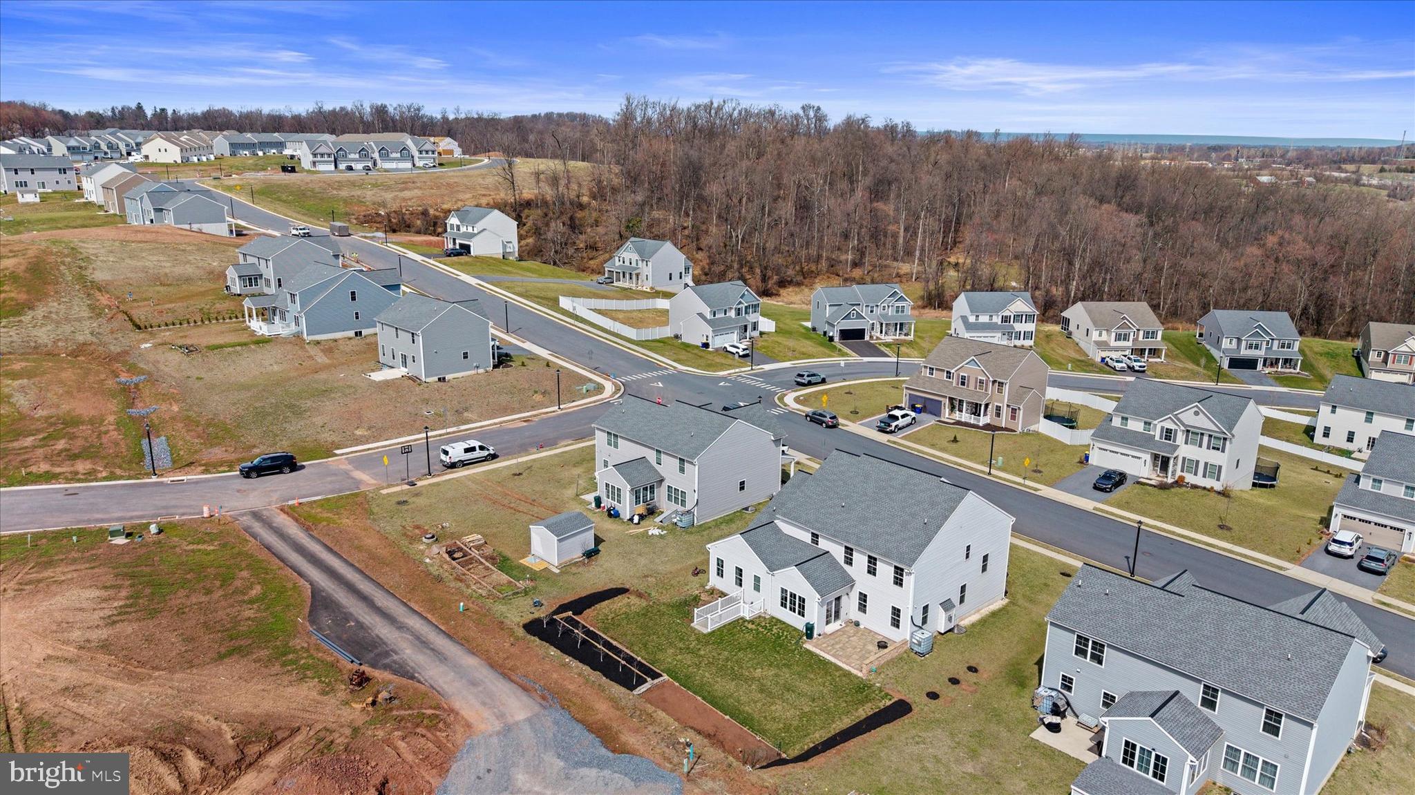 WOODLAND HILLS - Residential