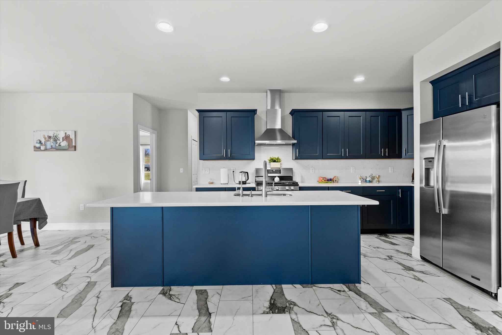 WOODLAND HILLS - Residential