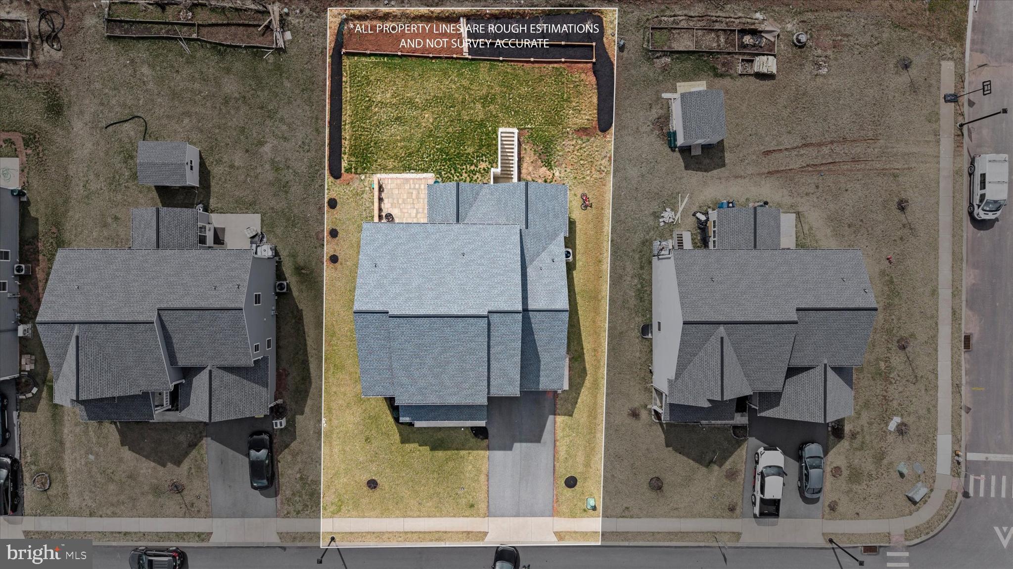 WOODLAND HILLS - Residential