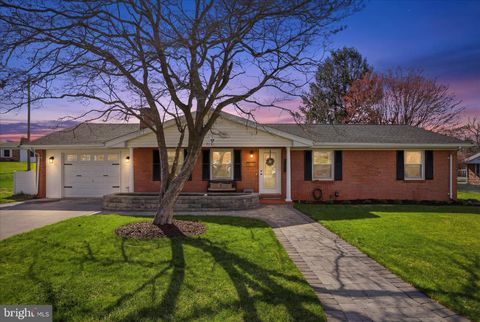 713 CAMPBELL CIRCLE FRONT ROYAL VA 22630