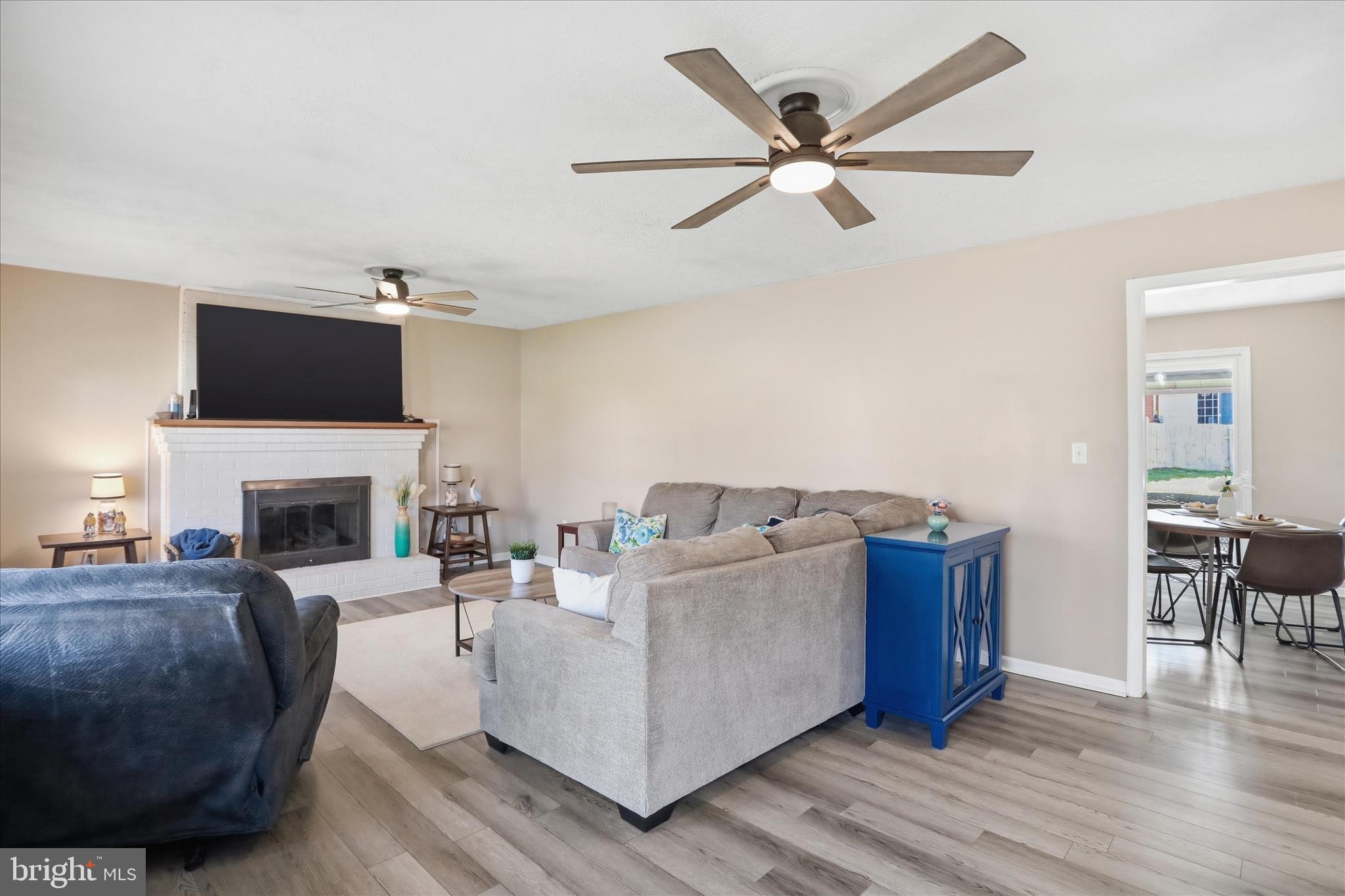 EL CAMPBELL - Residential