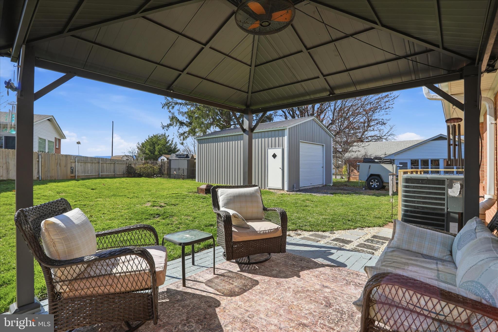 EL CAMPBELL - Residential