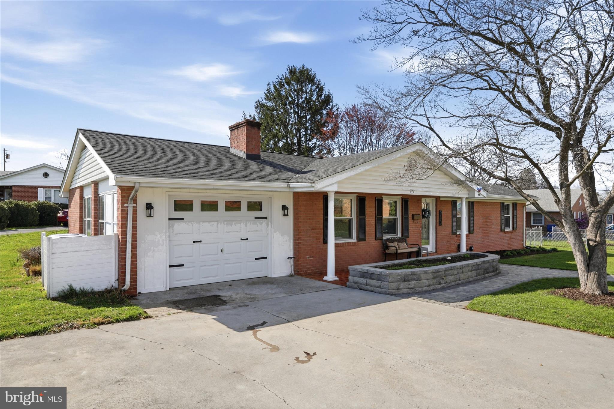 EL CAMPBELL - Residential