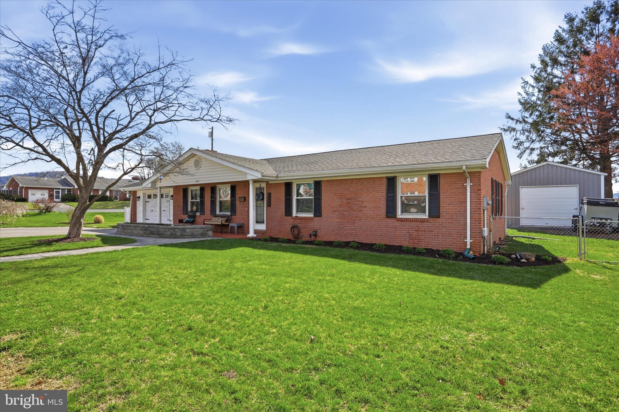 EL CAMPBELL - Residential