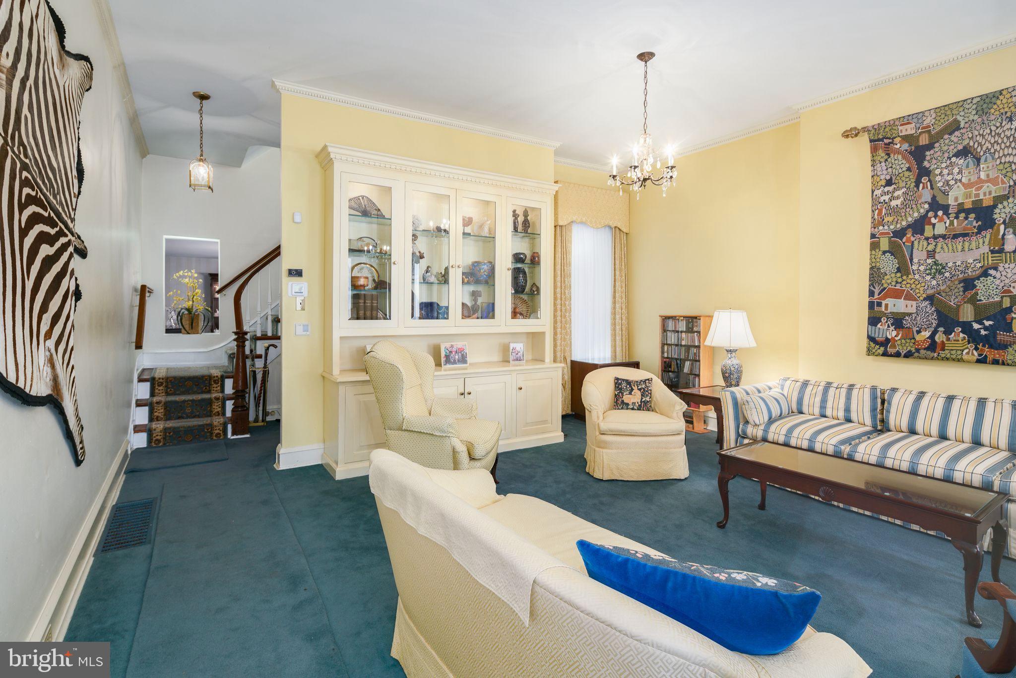 ART MUSEUM AREA - Residential