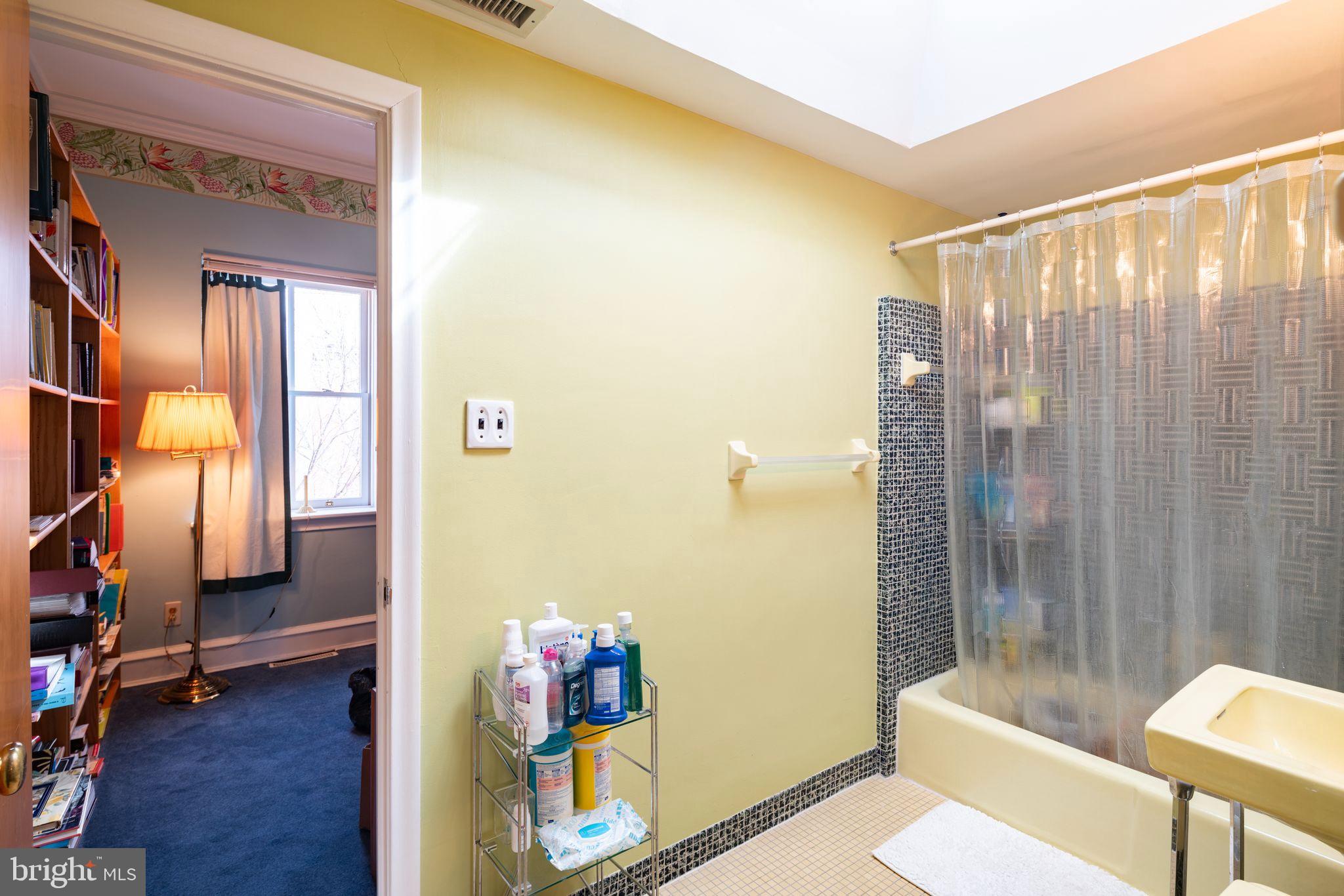 ART MUSEUM AREA - Residential