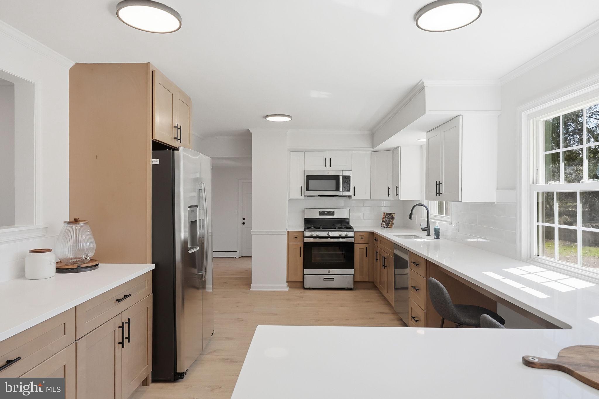 550 BONNYBROOK AVENUE