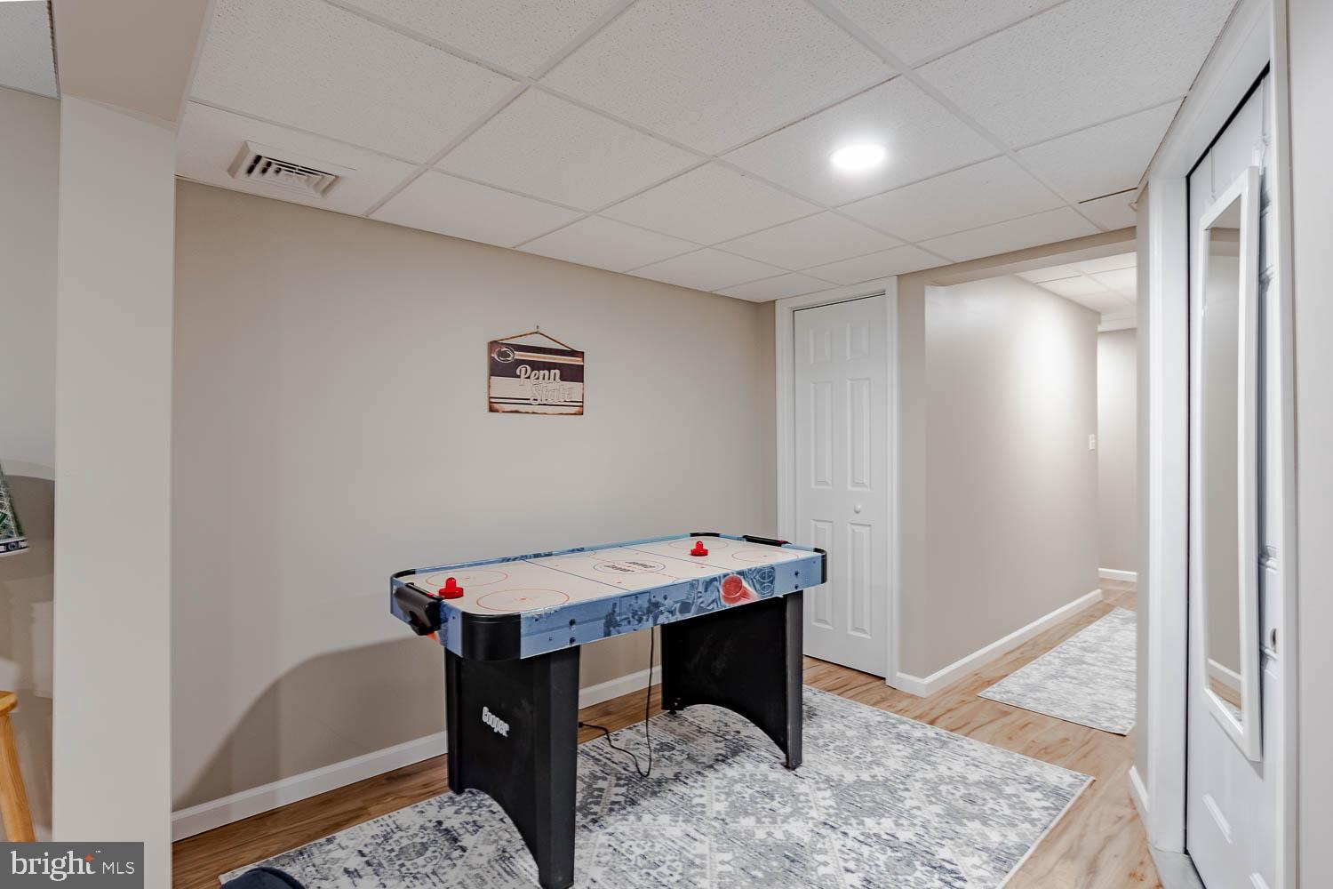 ELKSVIEW - Residential