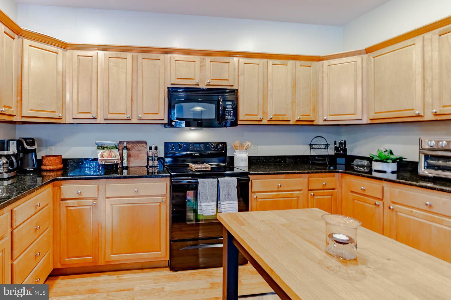 ELKSVIEW - Residential