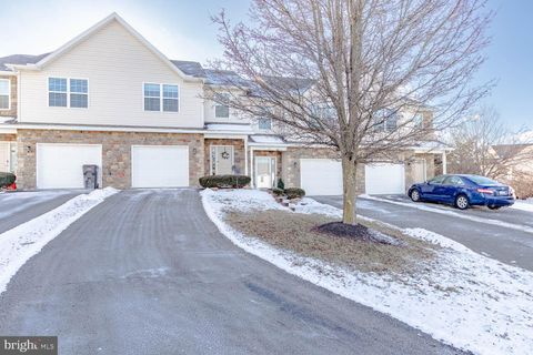Photo of 154 Faith Circle, BOALSBURG, PA 16827 (MLS # PACE2517328)