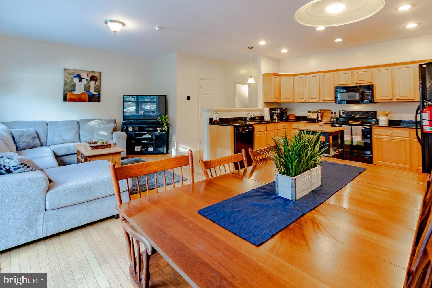 ELKSVIEW - Residential