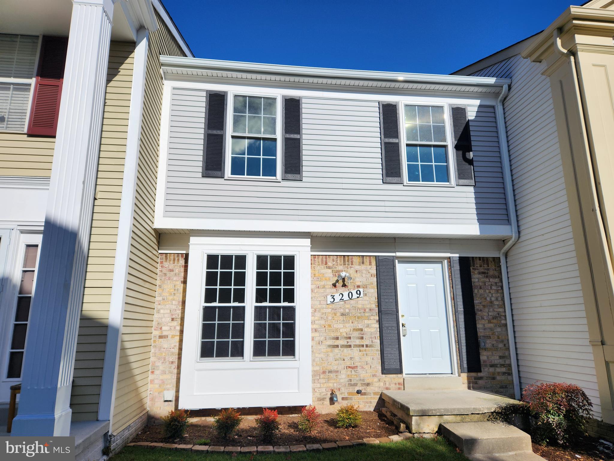 HALLOWELL - Residential Lease