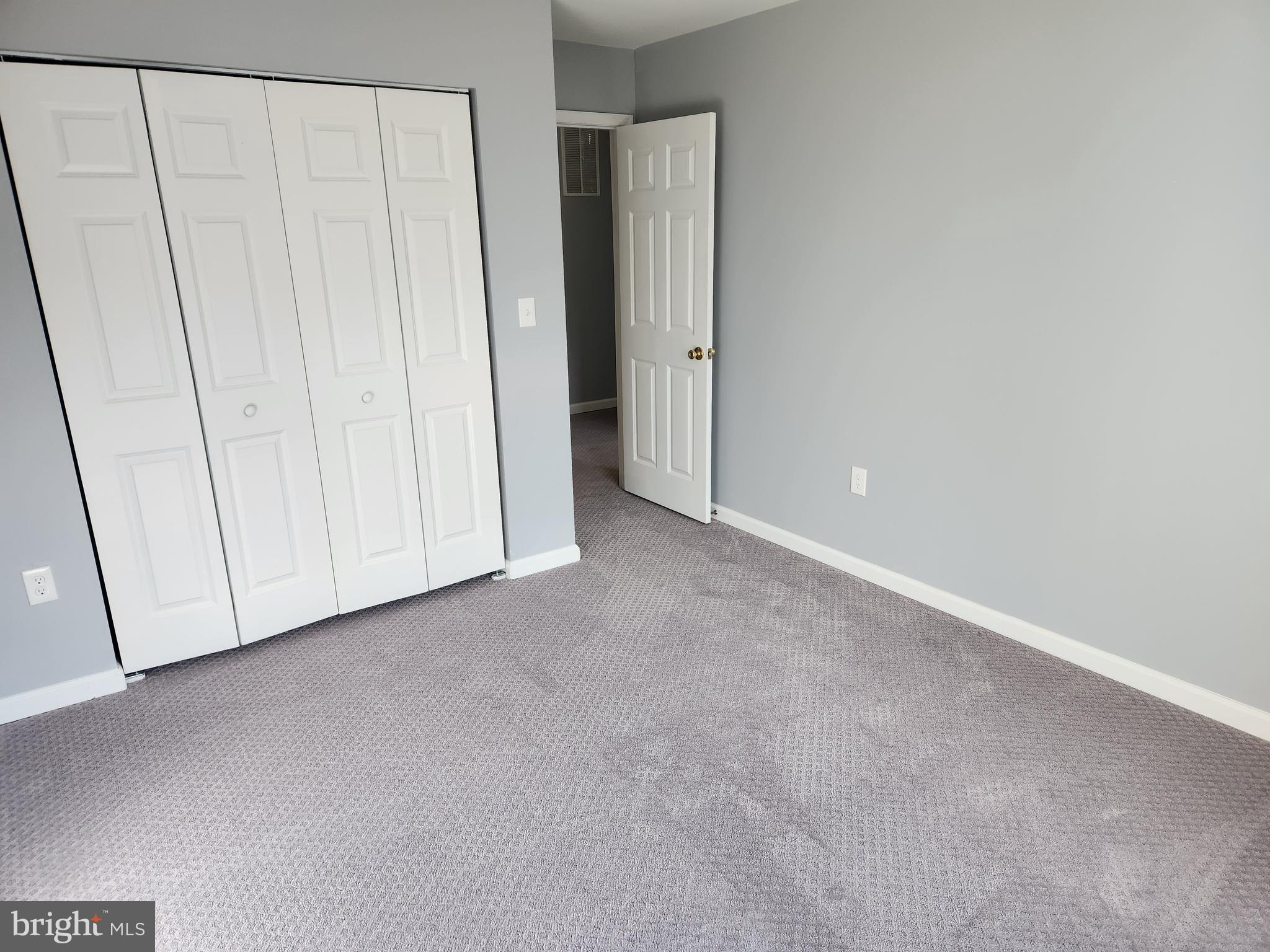 HALLOWELL - Residential Lease