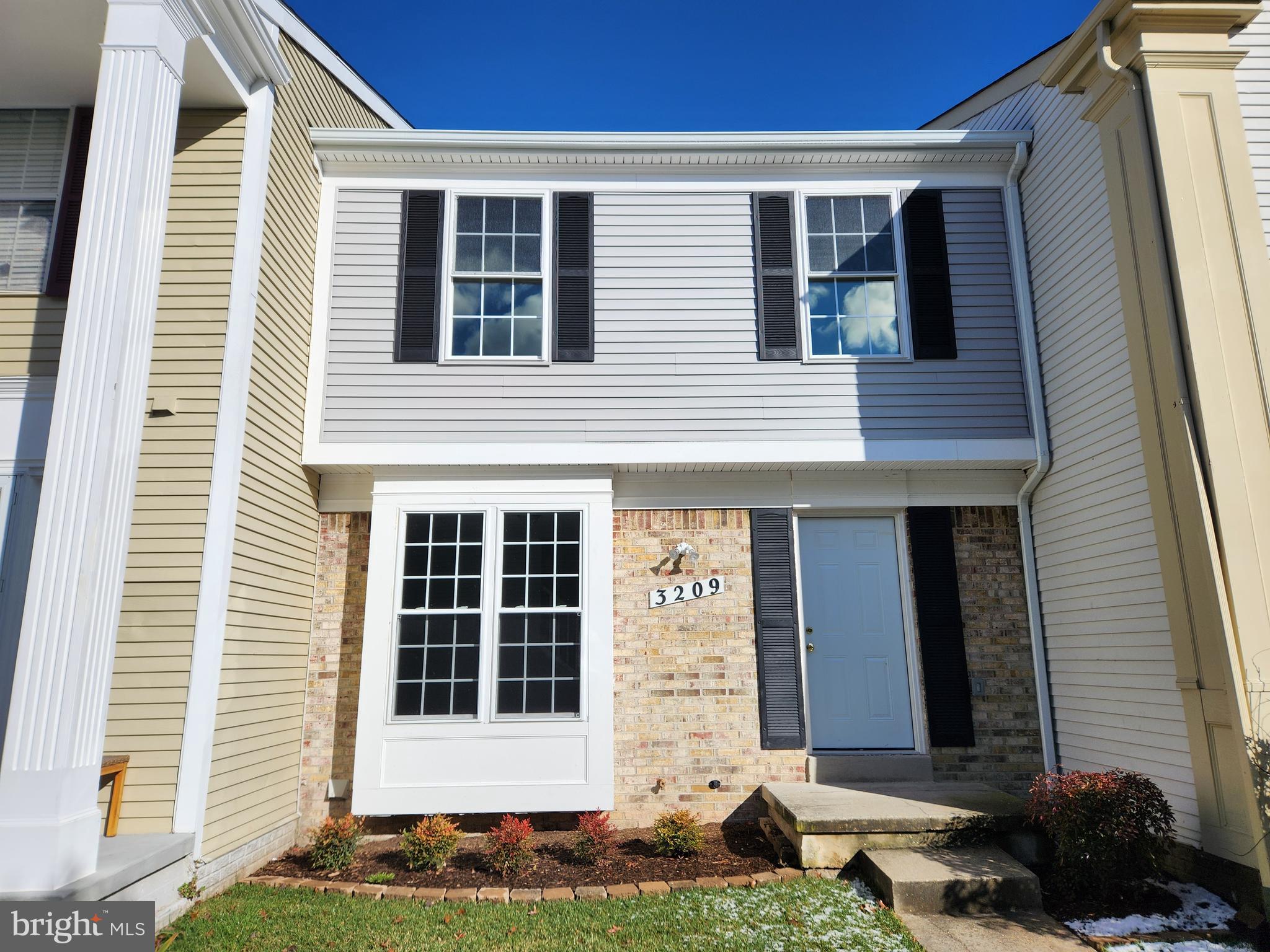 HALLOWELL - Residential Lease