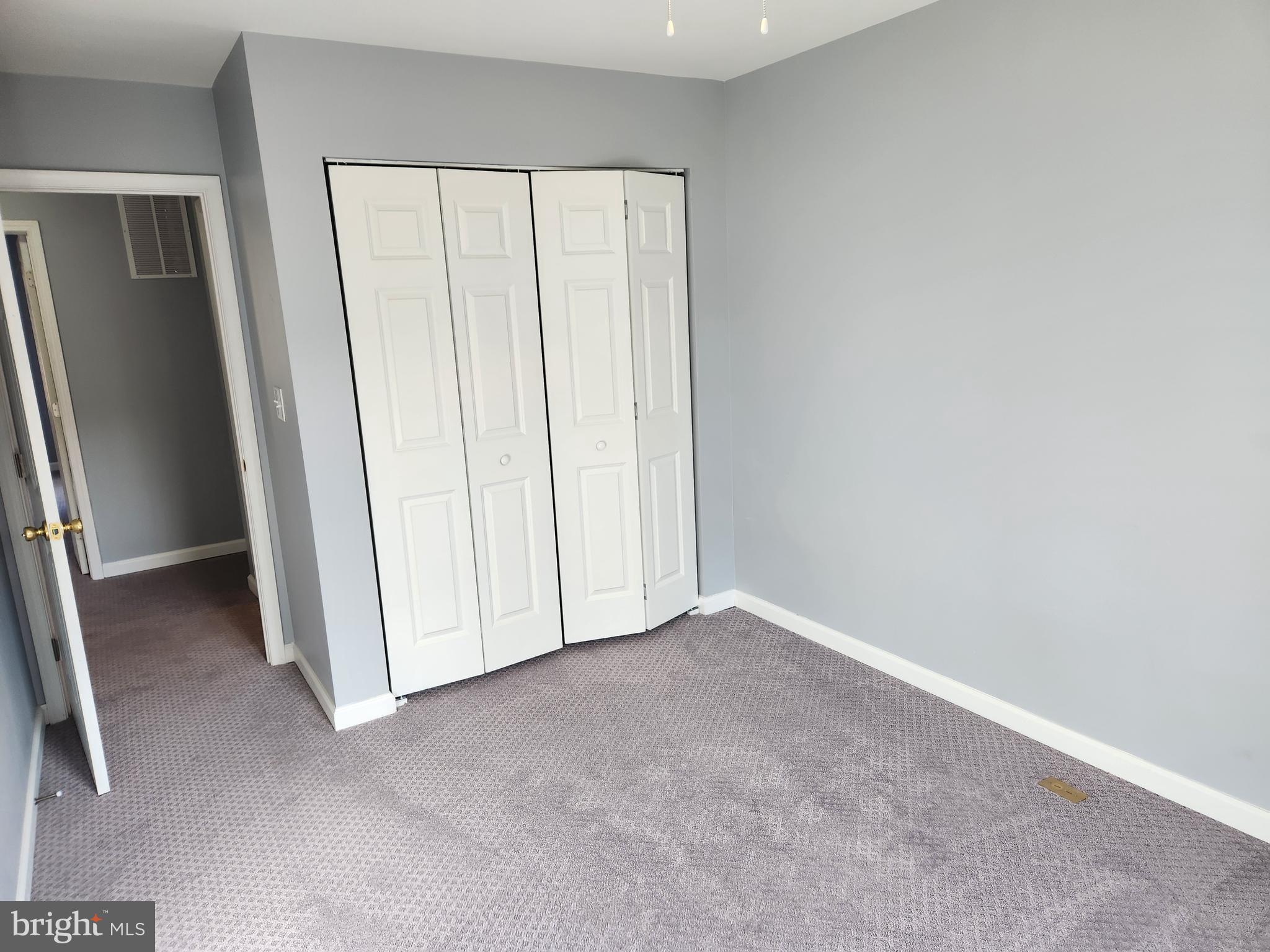 HALLOWELL - Residential Lease