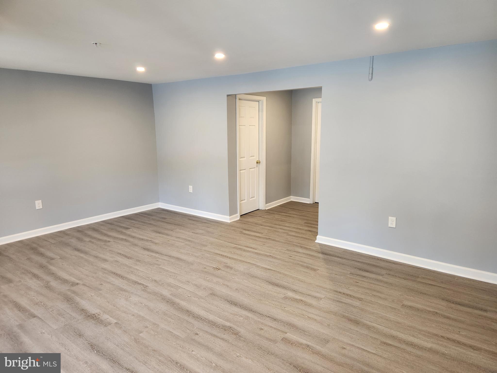 HALLOWELL - Residential Lease