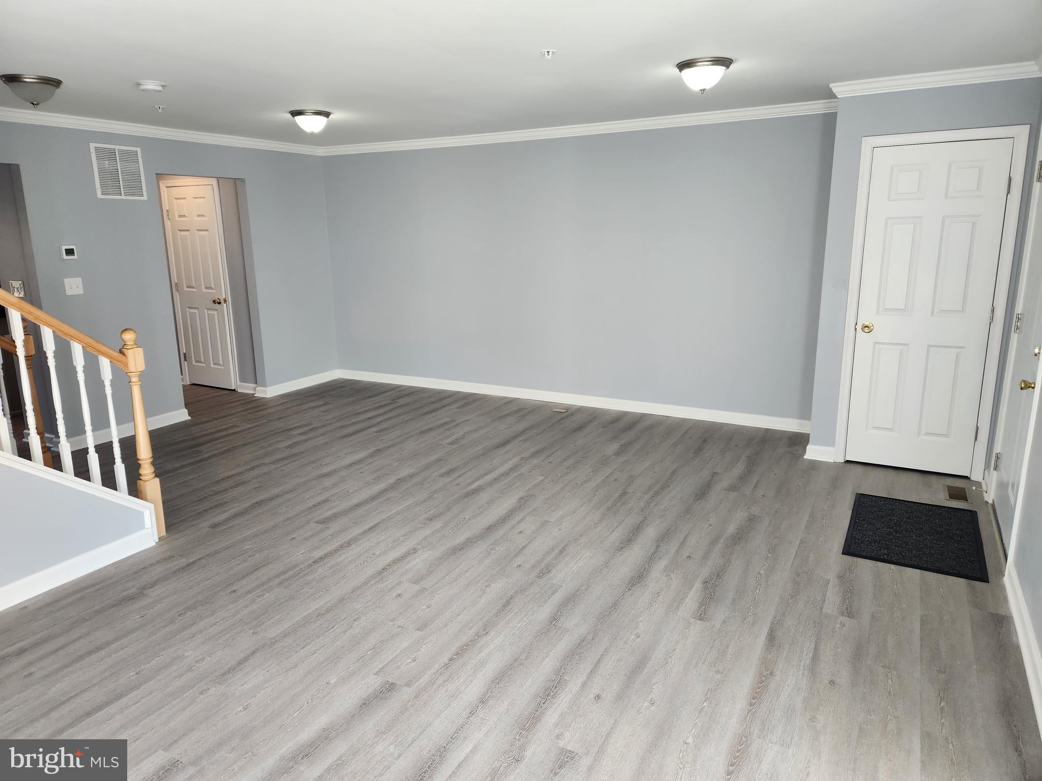 HALLOWELL - Residential Lease