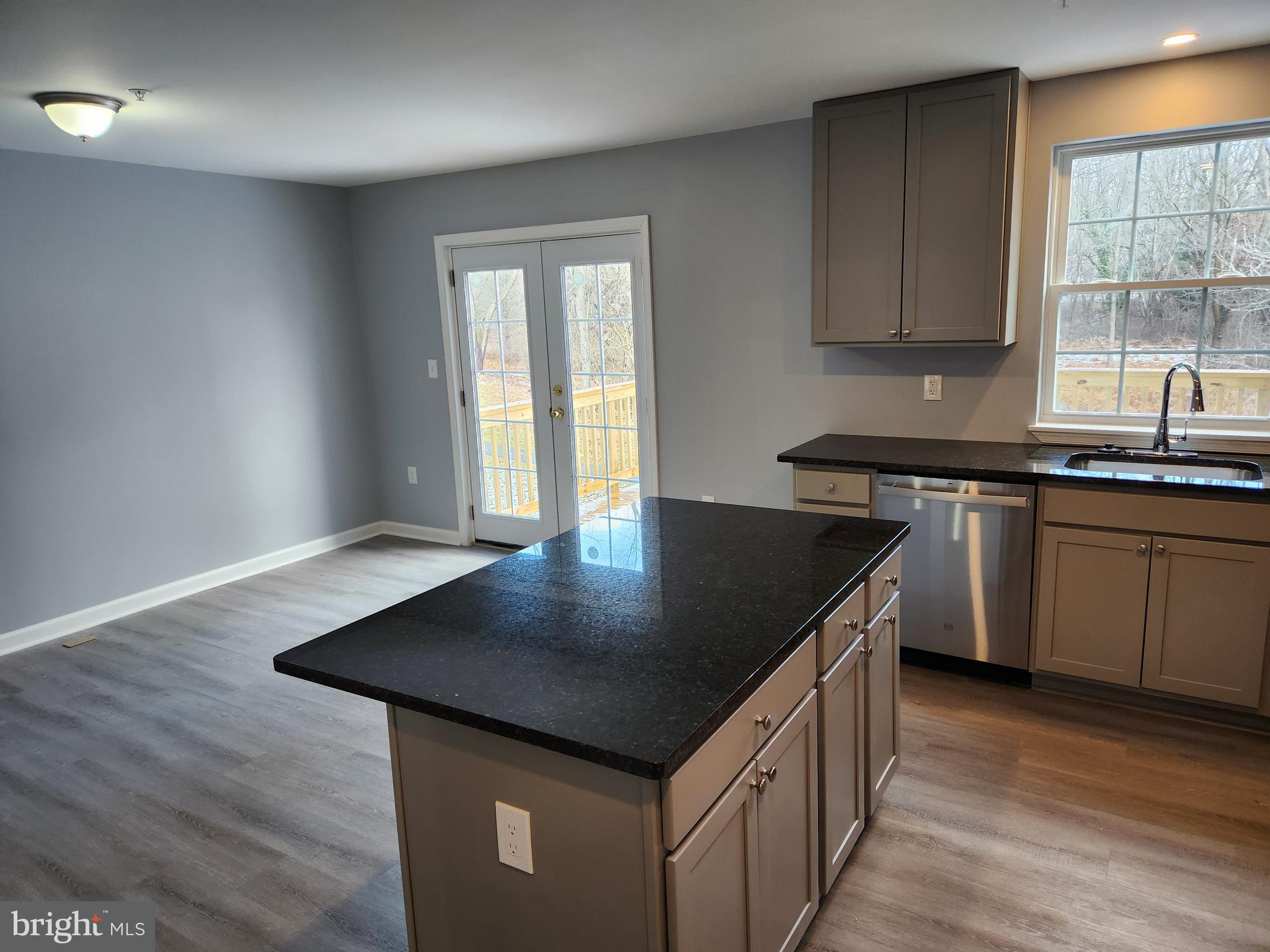 HALLOWELL - Residential Lease