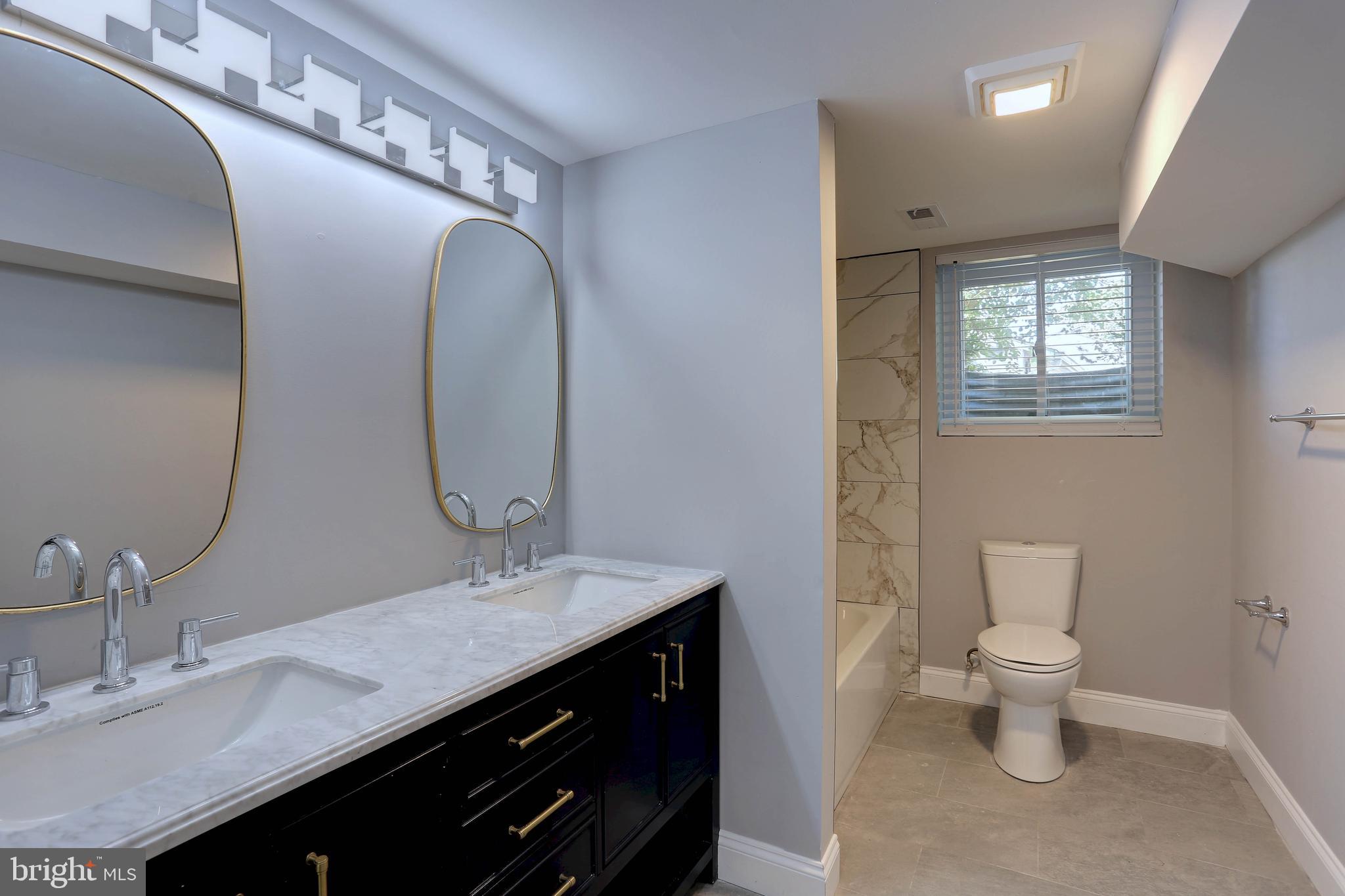 WOODBRIDGE VALLEY - Residential