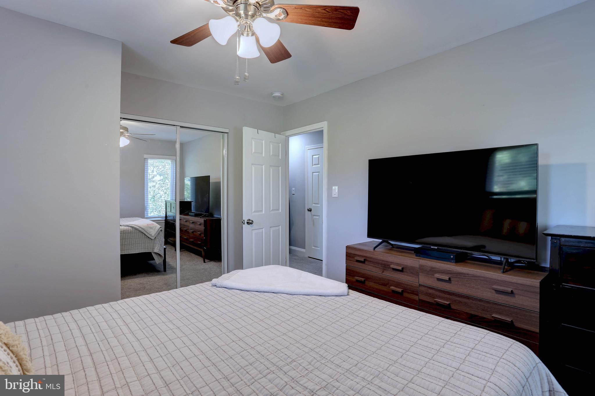 WOODBRIDGE VALLEY - Residential