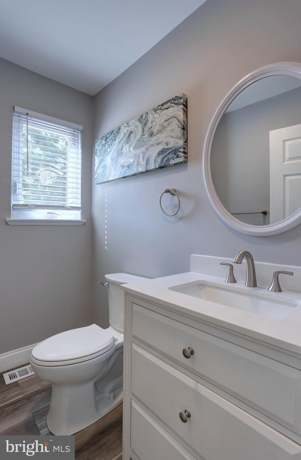 WOODBRIDGE VALLEY - Residential