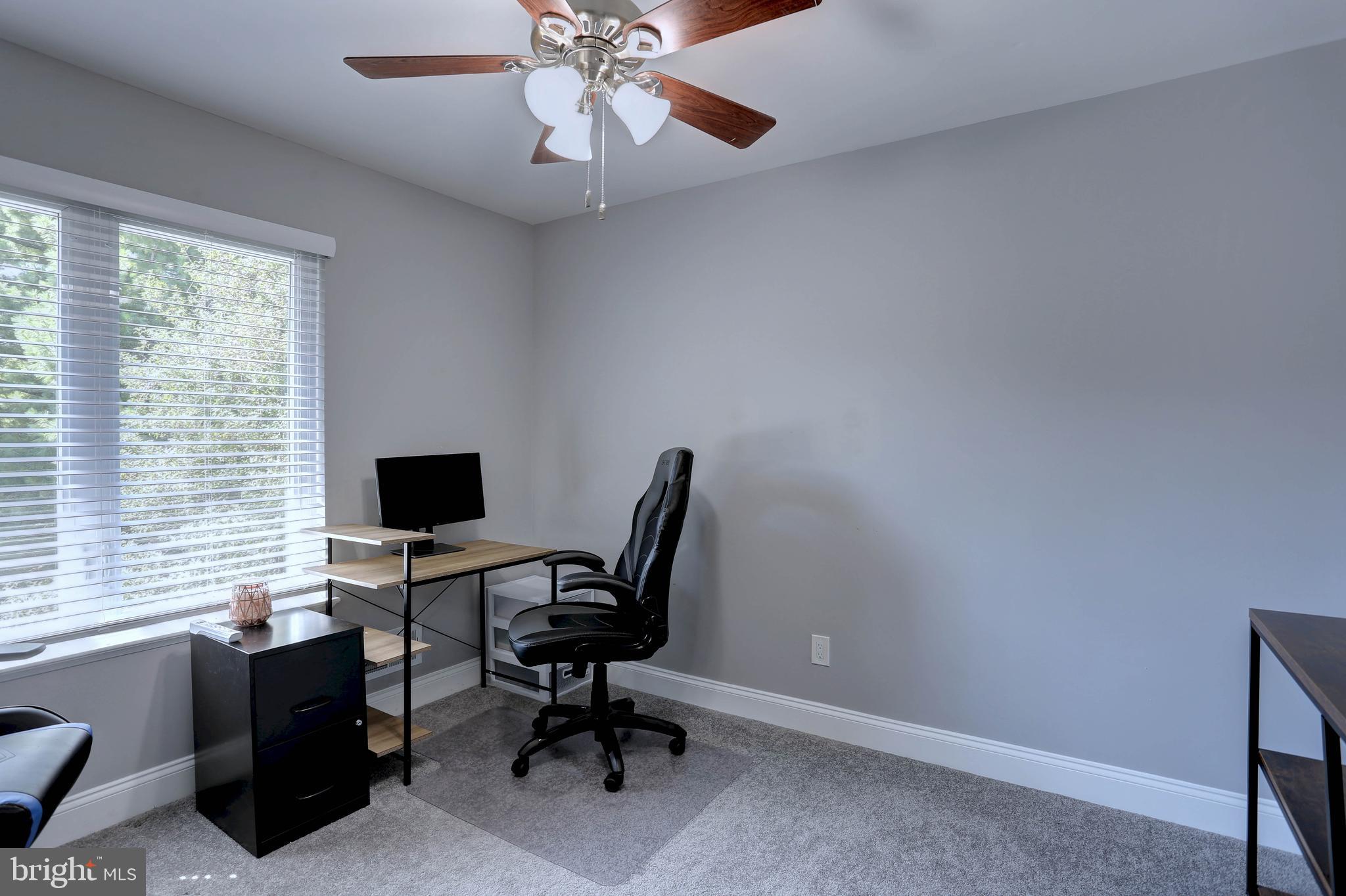 WOODBRIDGE VALLEY - Residential