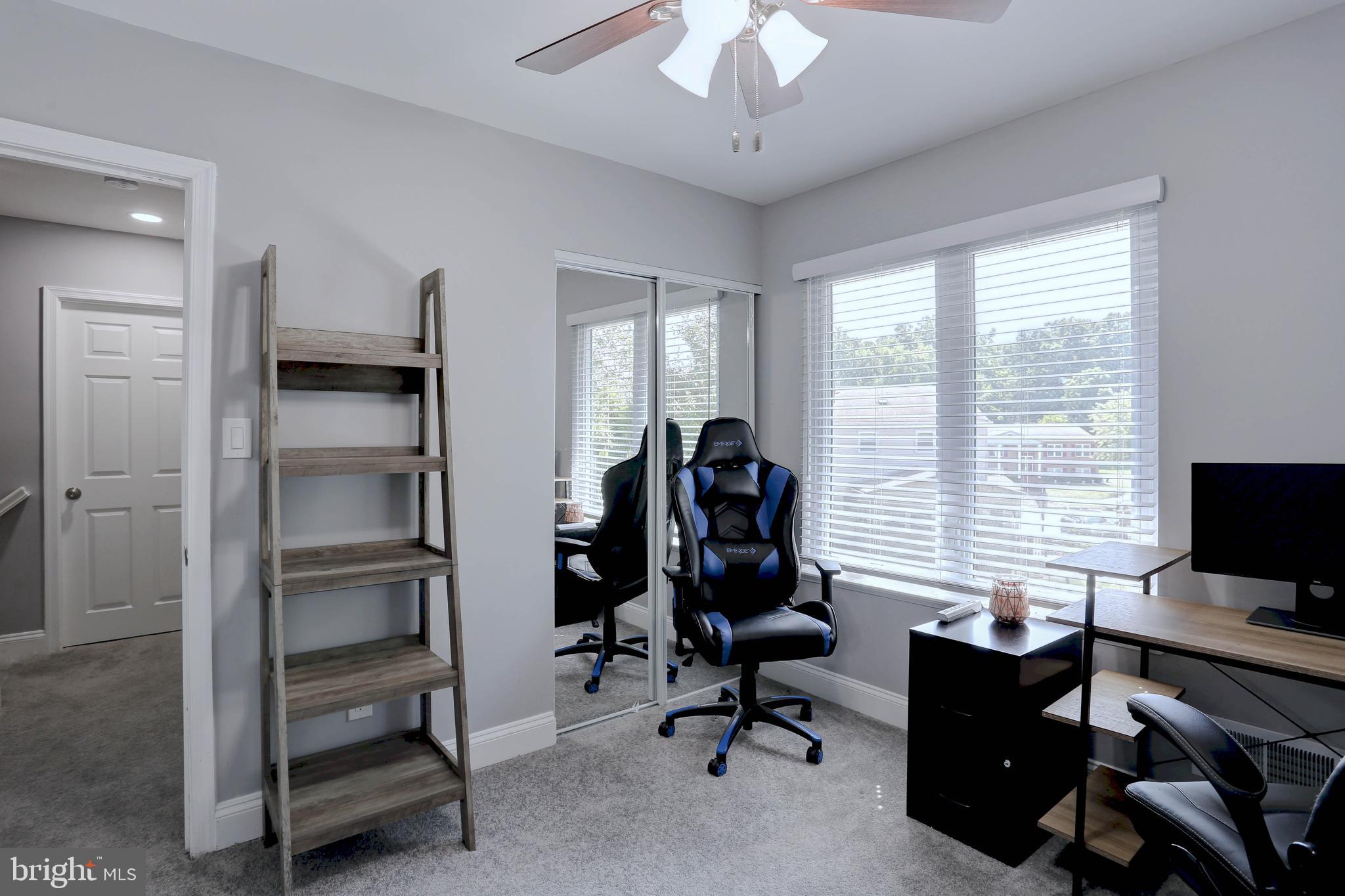 WOODBRIDGE VALLEY - Residential