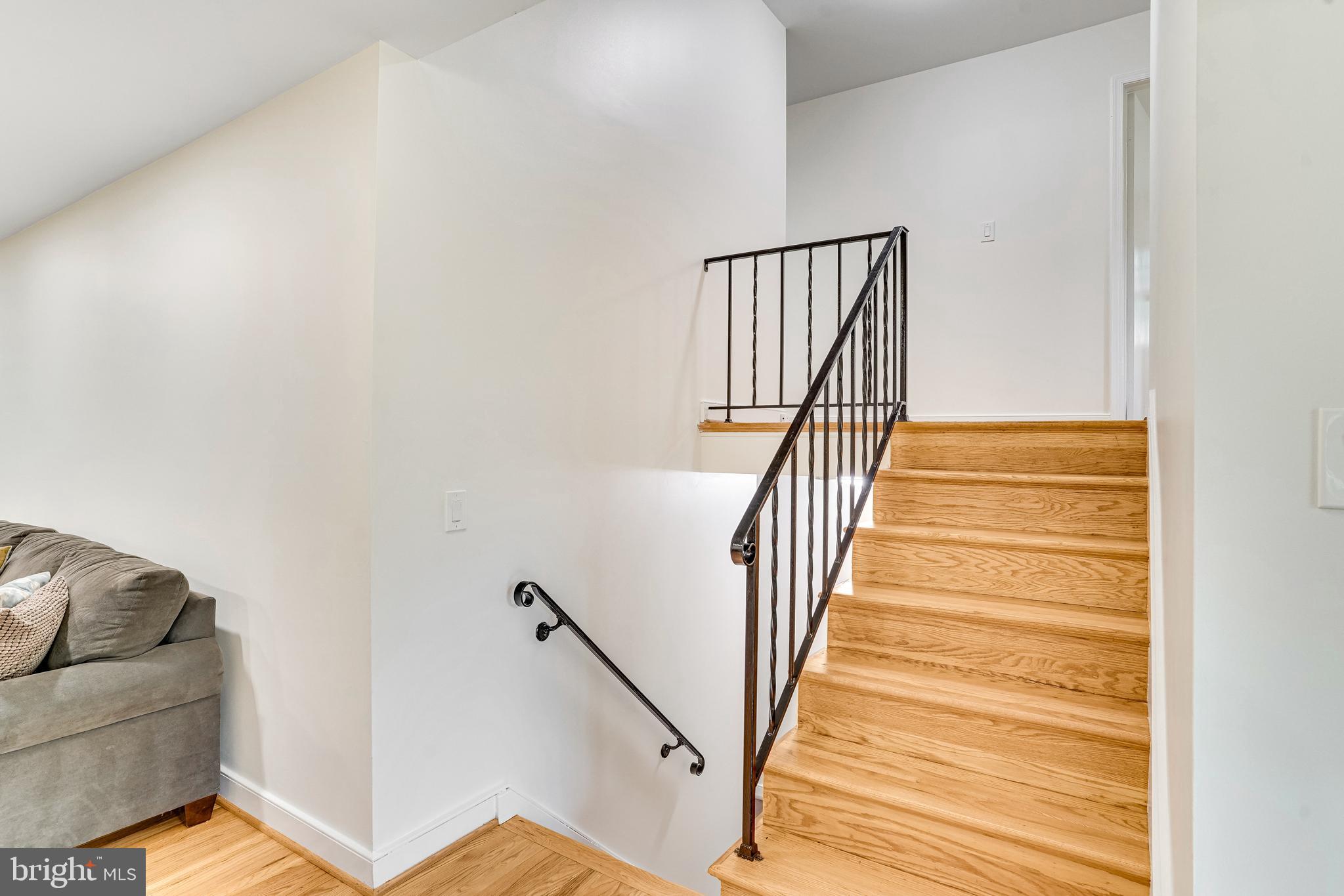 3402 ALBION COURT