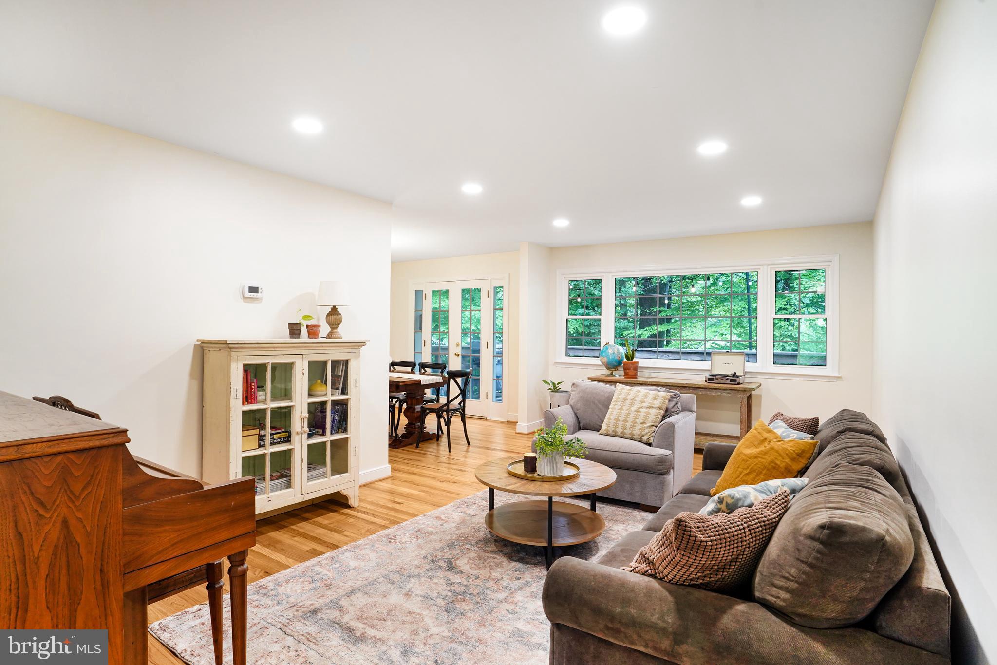 3402 ALBION COURT