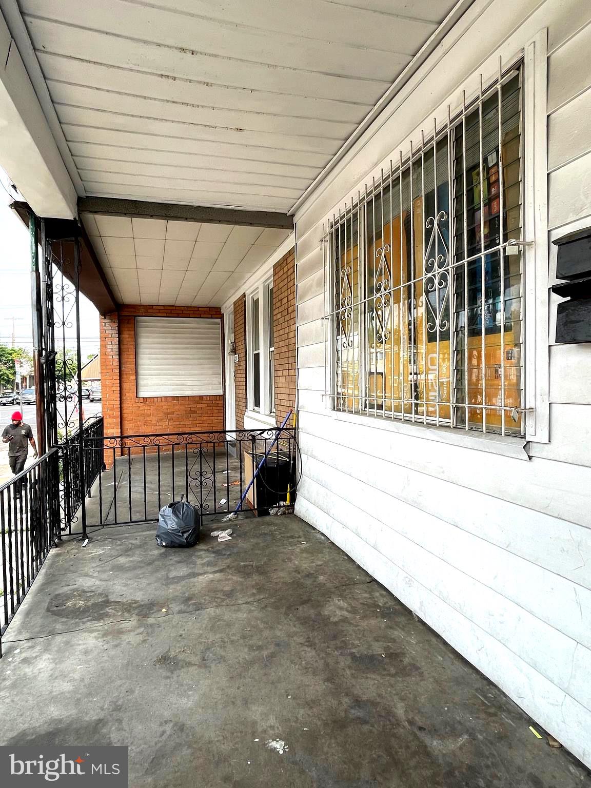 WEST PHILADELPHIA - Residential