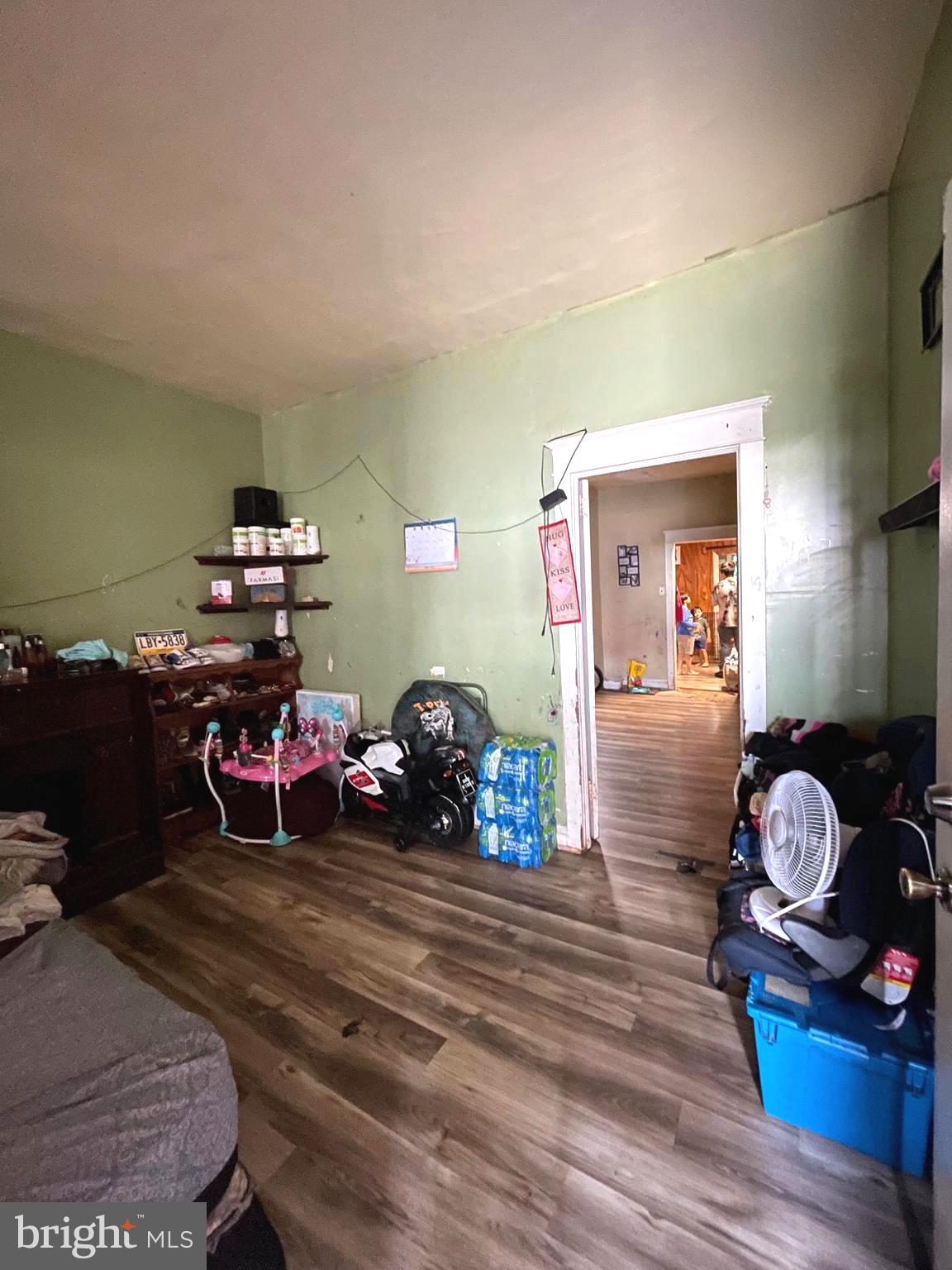 WEST PHILADELPHIA - Residential