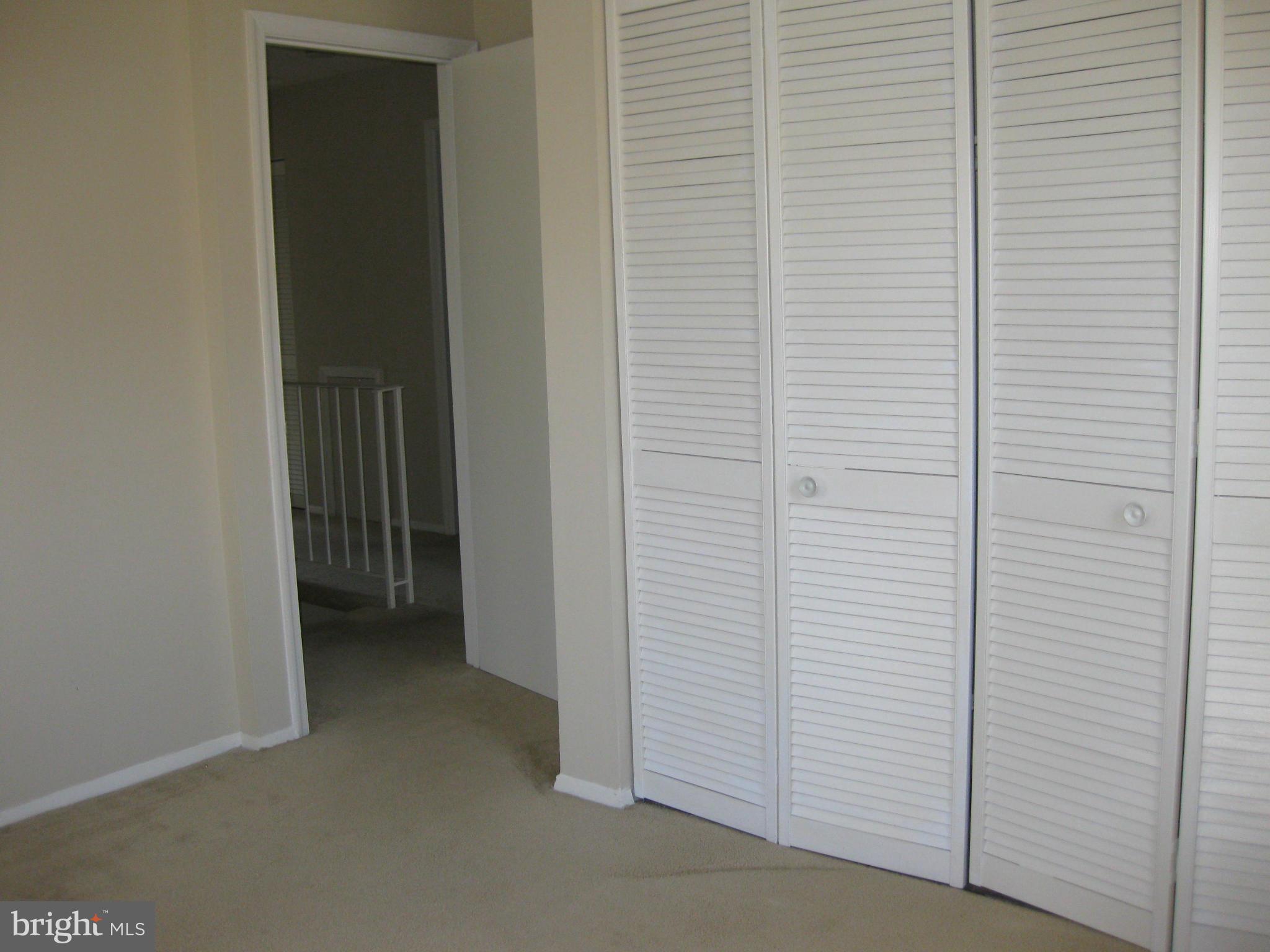 DEEPWOOD - Residential Lease