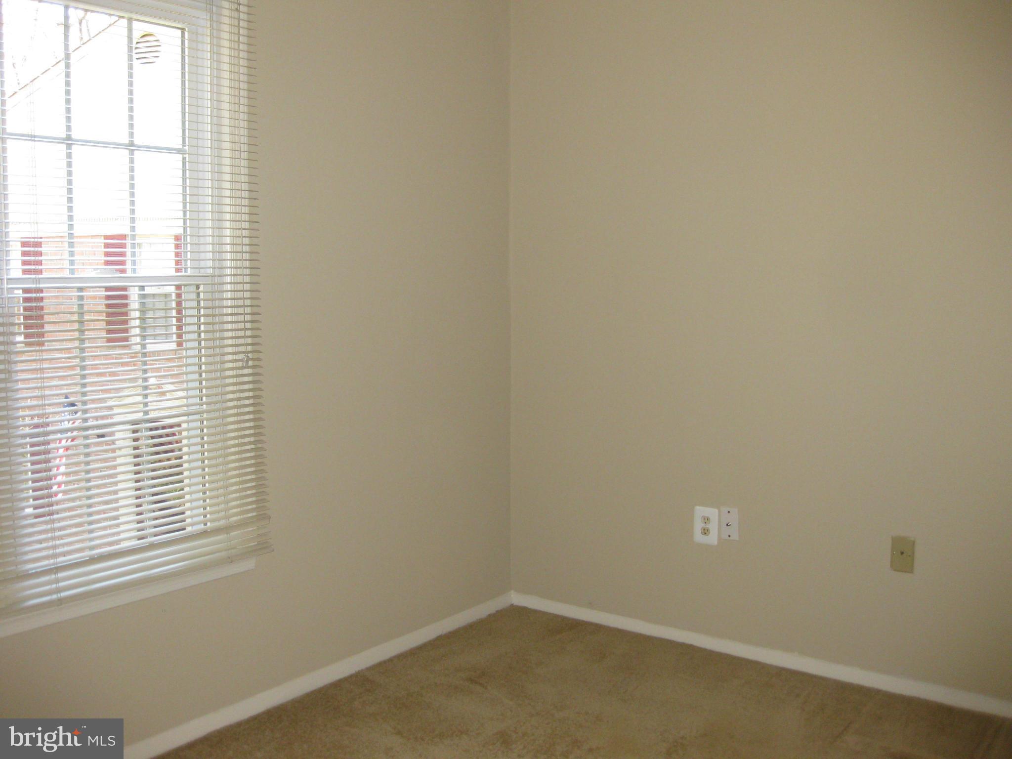 DEEPWOOD - Residential Lease