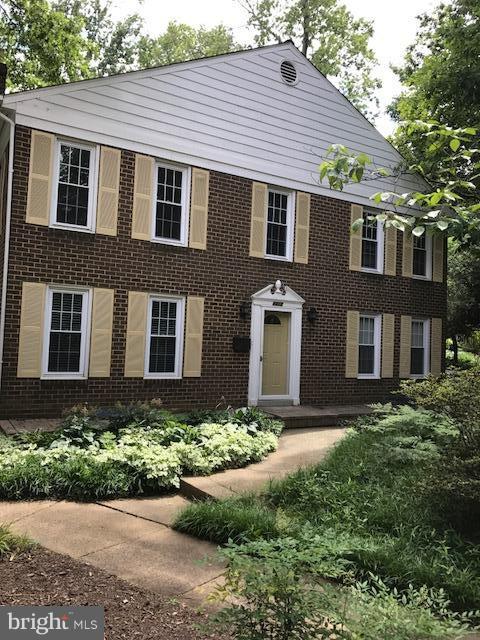 DEEPWOOD - Residential Lease