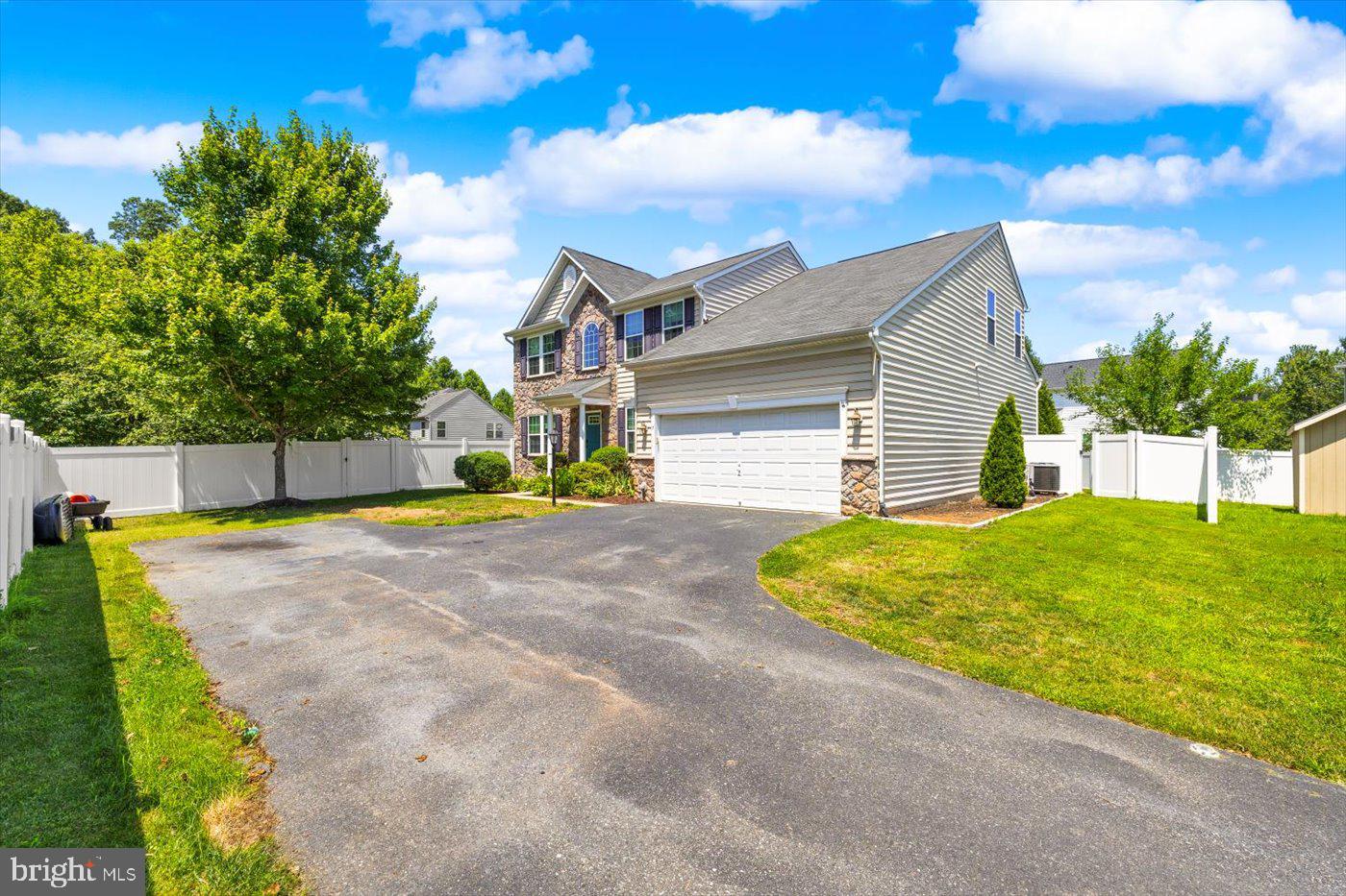 7 KETTLEBROOK COURT