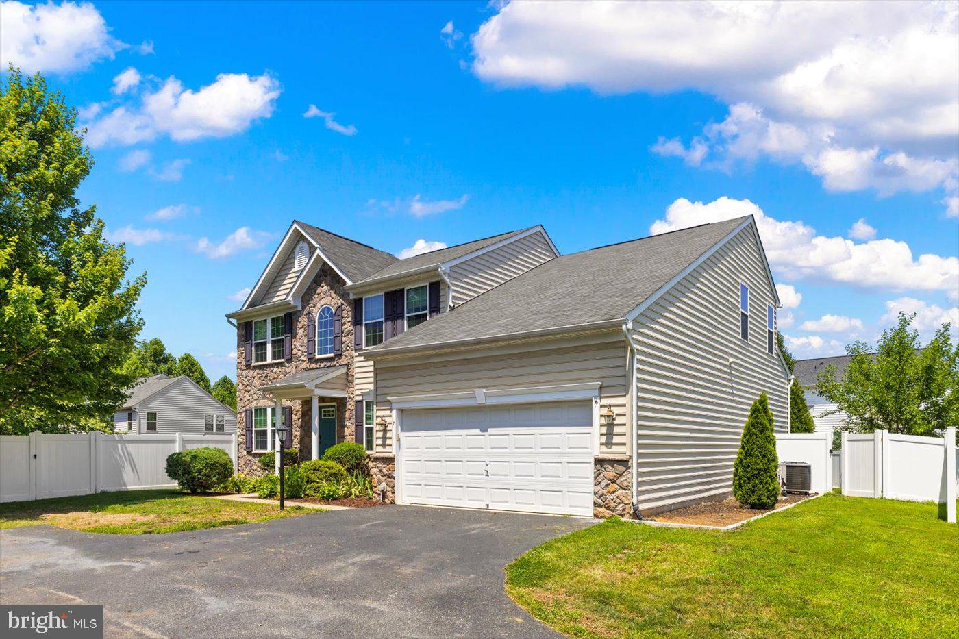 7 KETTLEBROOK COURT