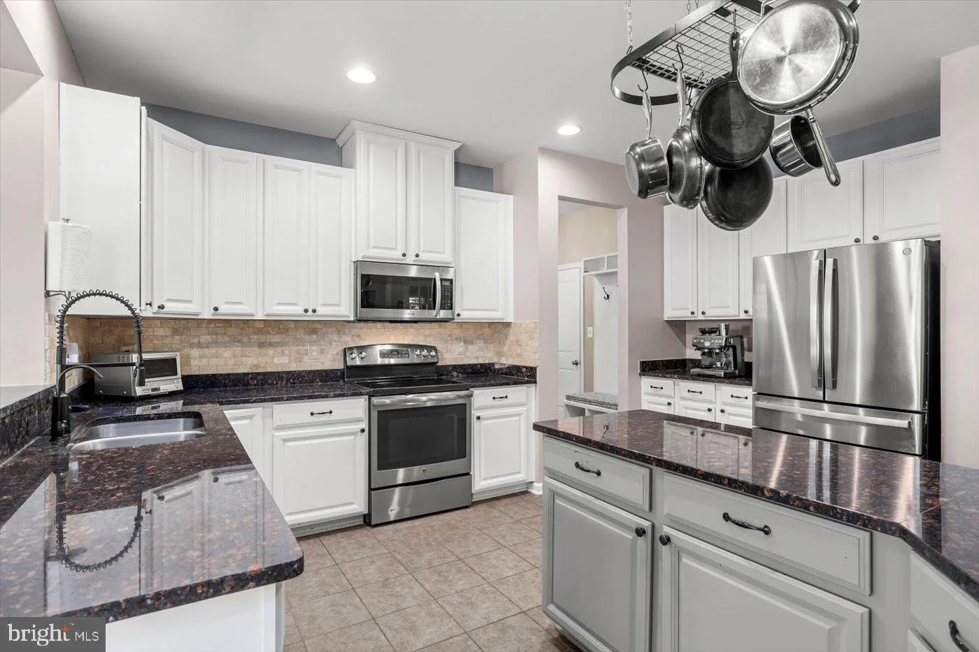 Stafford, Virginia 22556, United States, 5 Bedrooms Bedrooms, ,4 BathroomsBathrooms,Residential,Active,160882