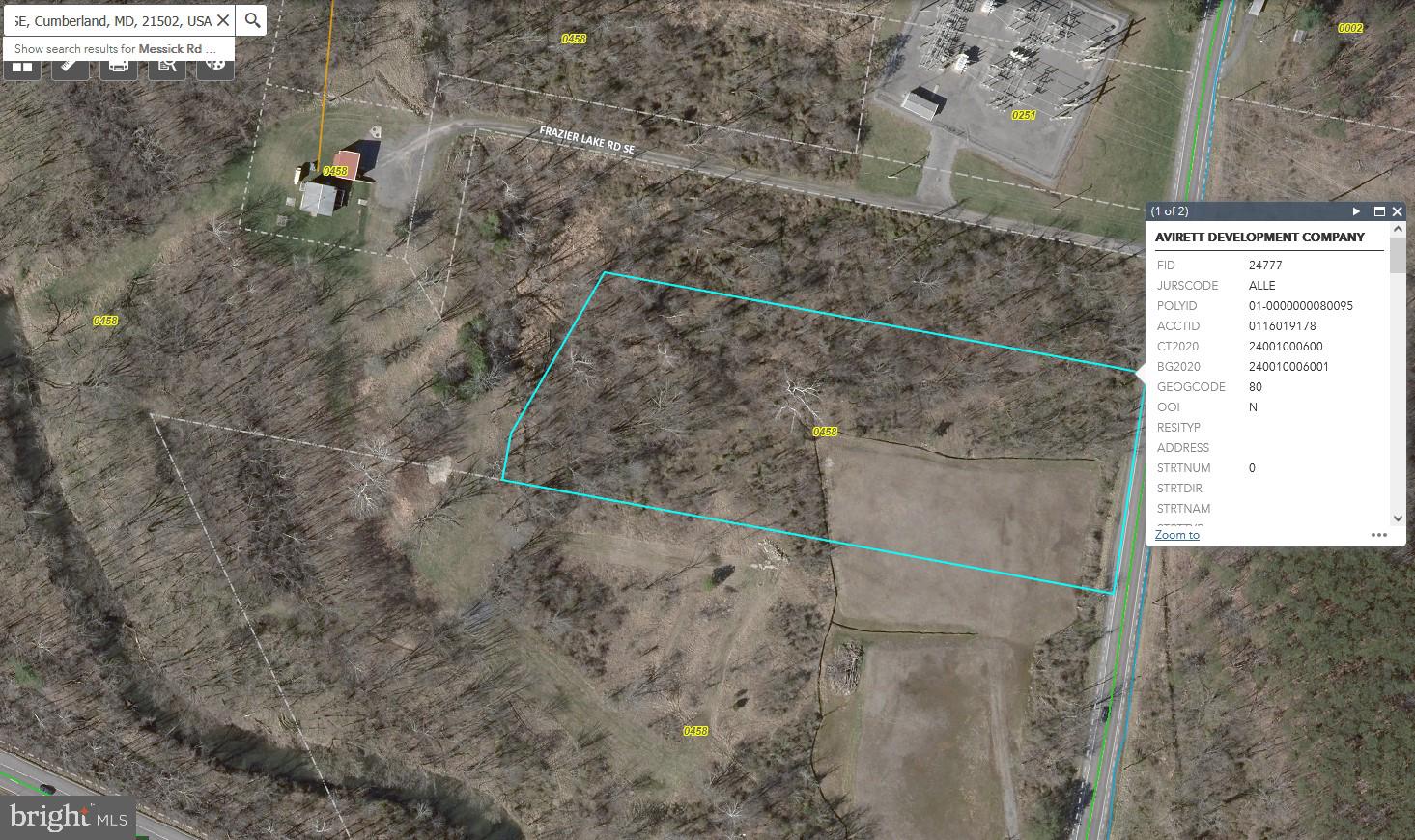 Main image without alt text