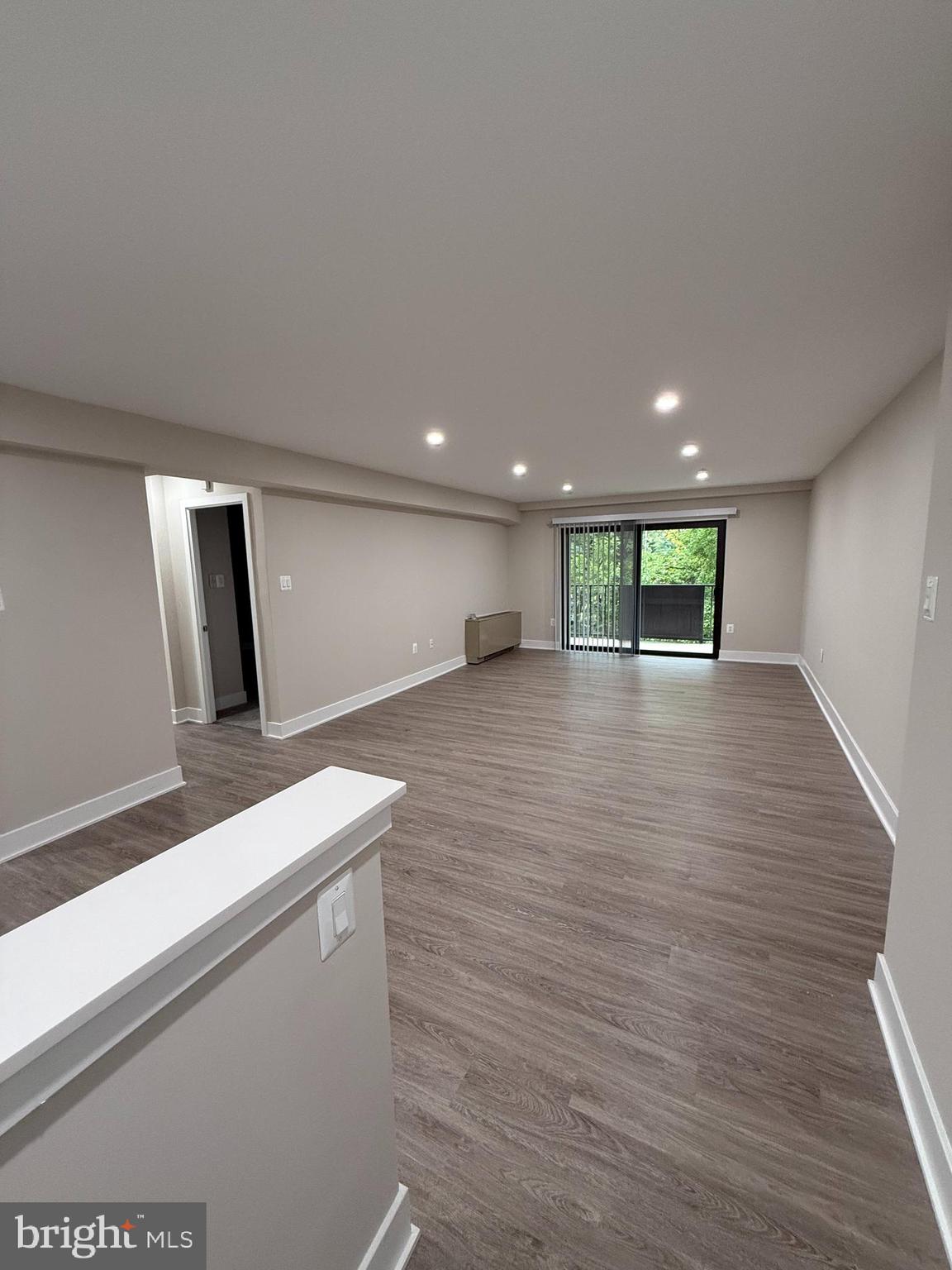 WILLOW GROVE - Residential Lease