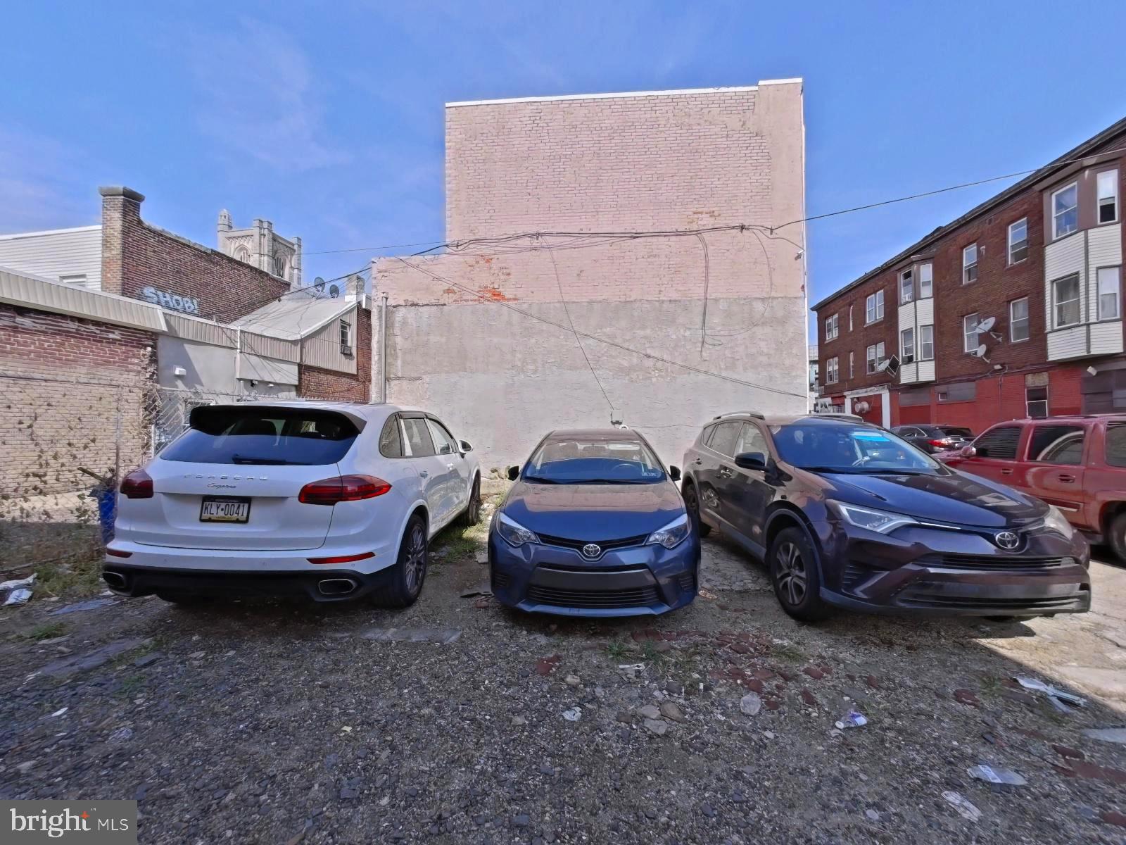 FRANKFORD - Commercial Sale