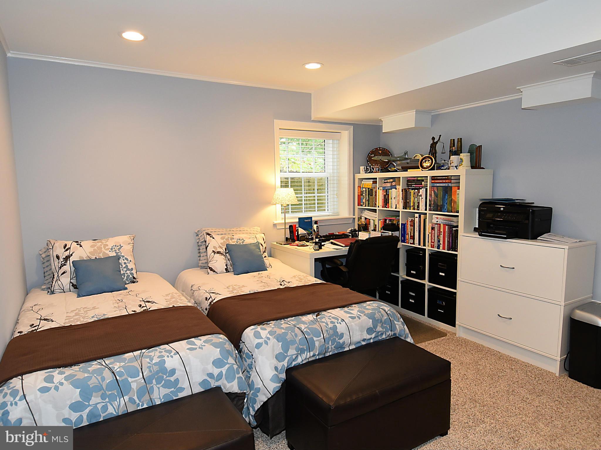 BUSH HILL WOODS - Residential Lease