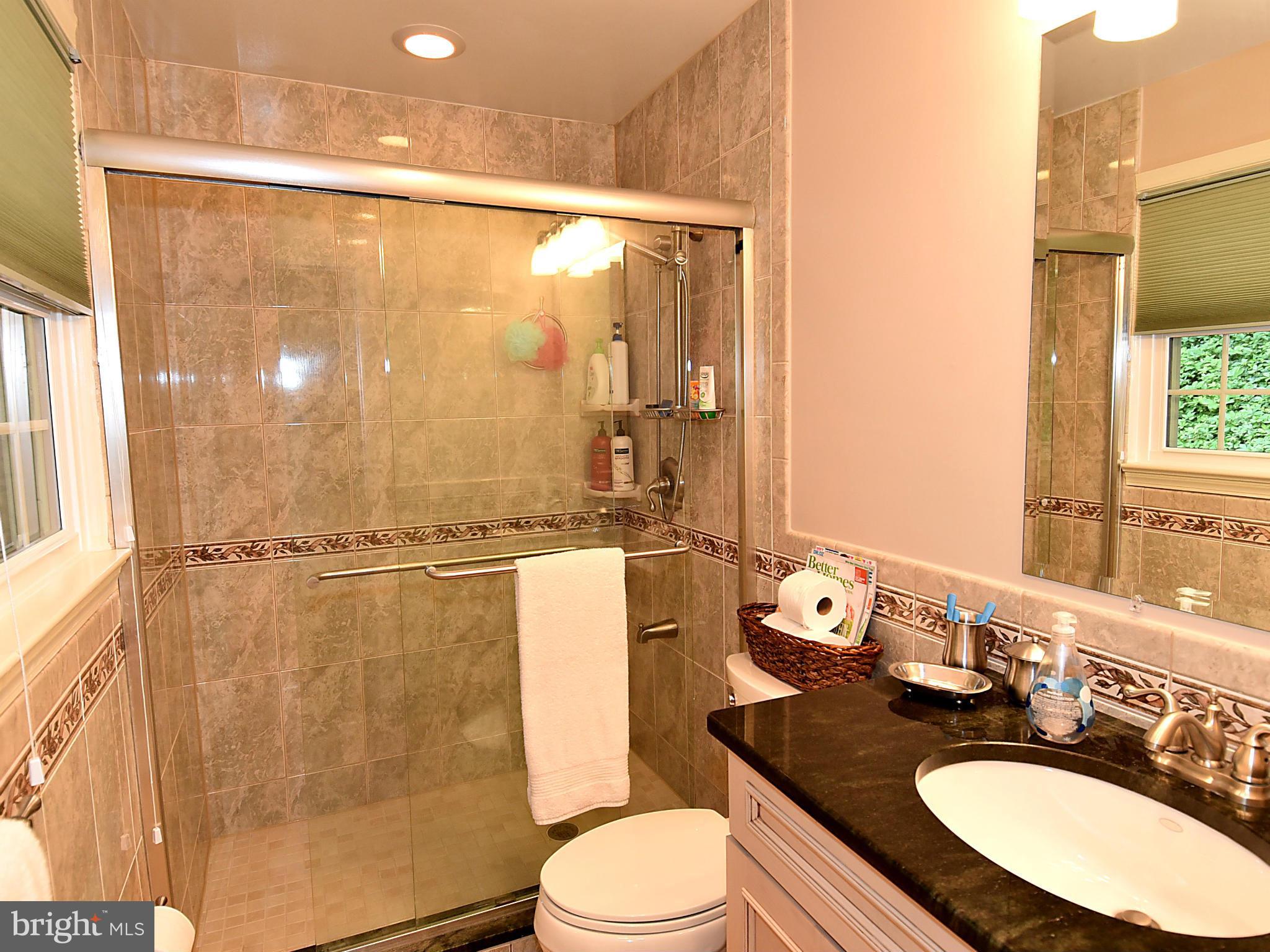 BUSH HILL WOODS - Residential Lease