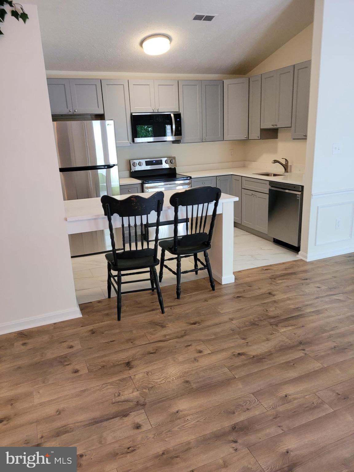 OLD FARM STATION - Residential