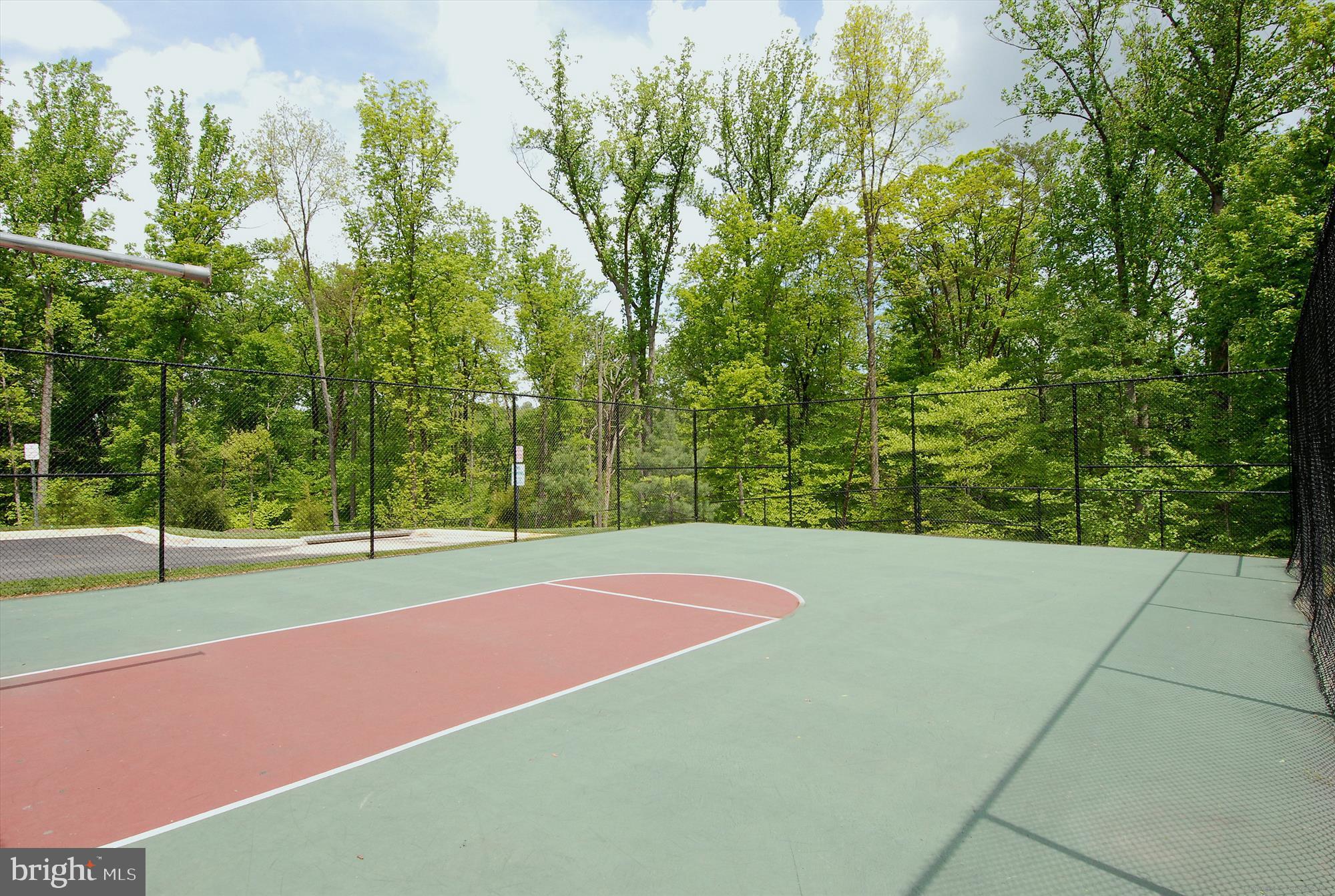 LORTON VALLEY NORTH - Residential Lease