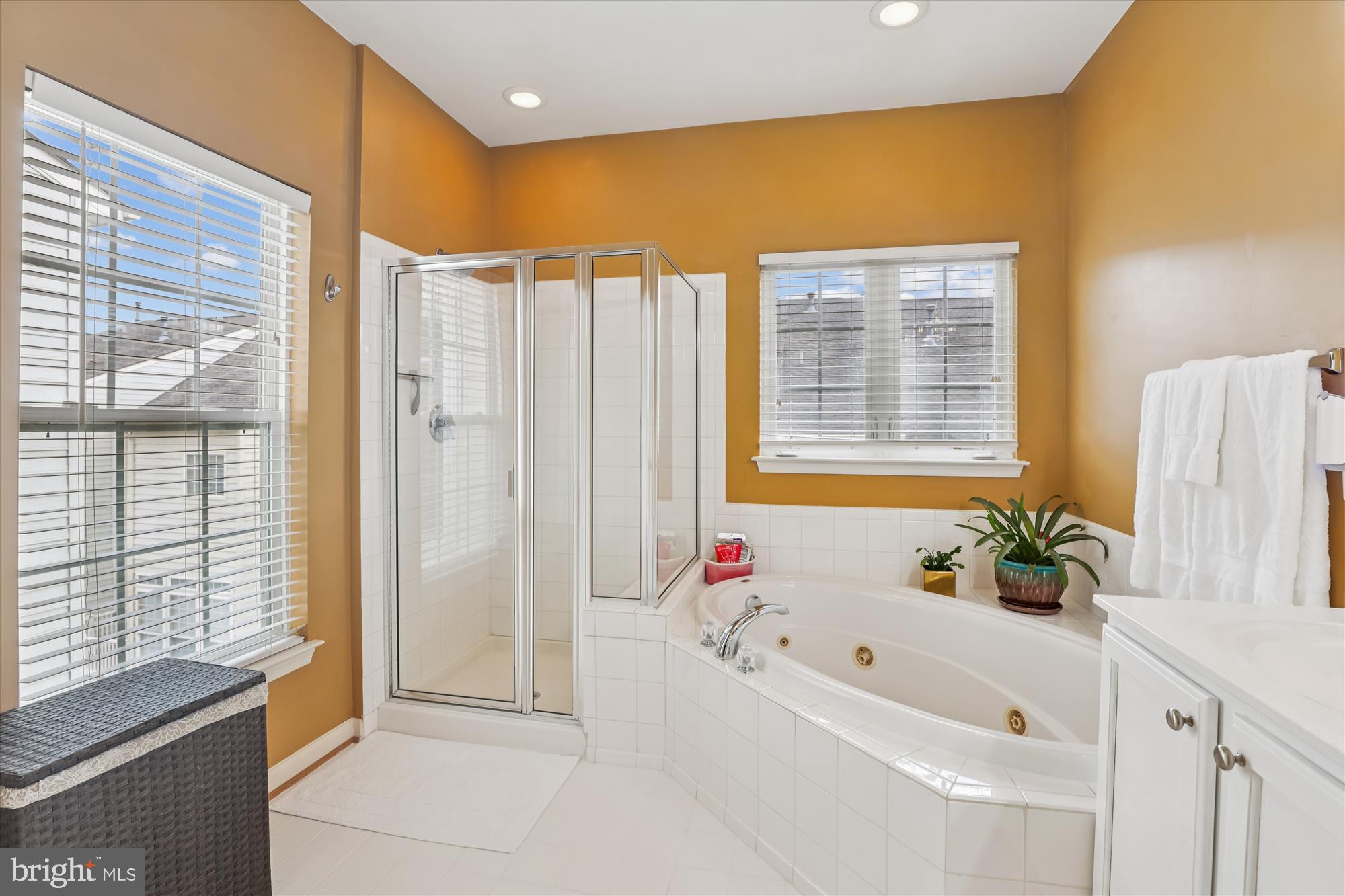 LORTON VALLEY NORTH - Residential Lease