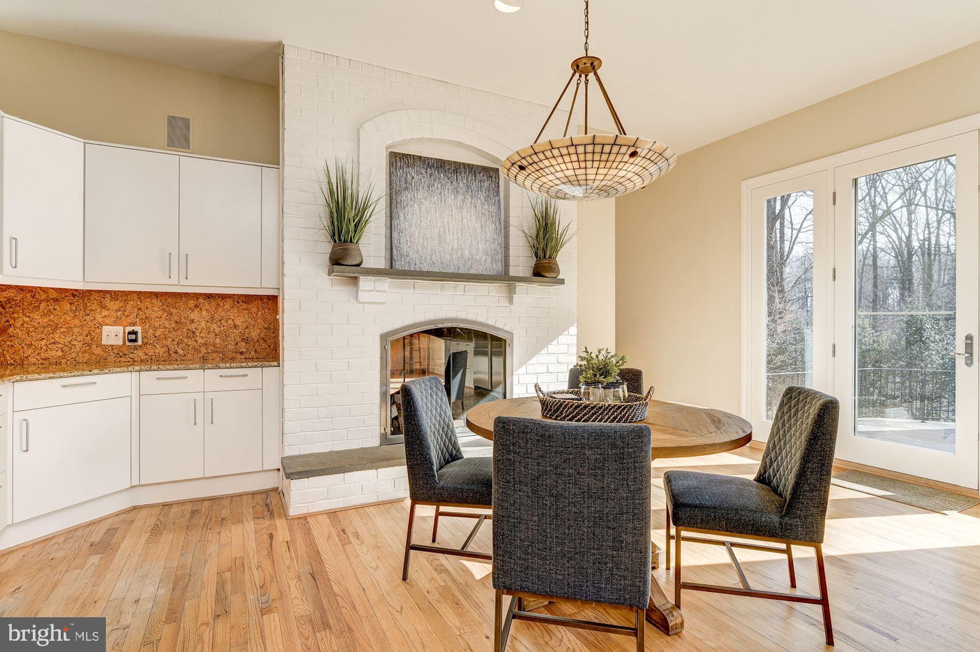 POTOMAC OUTSIDE - Residential