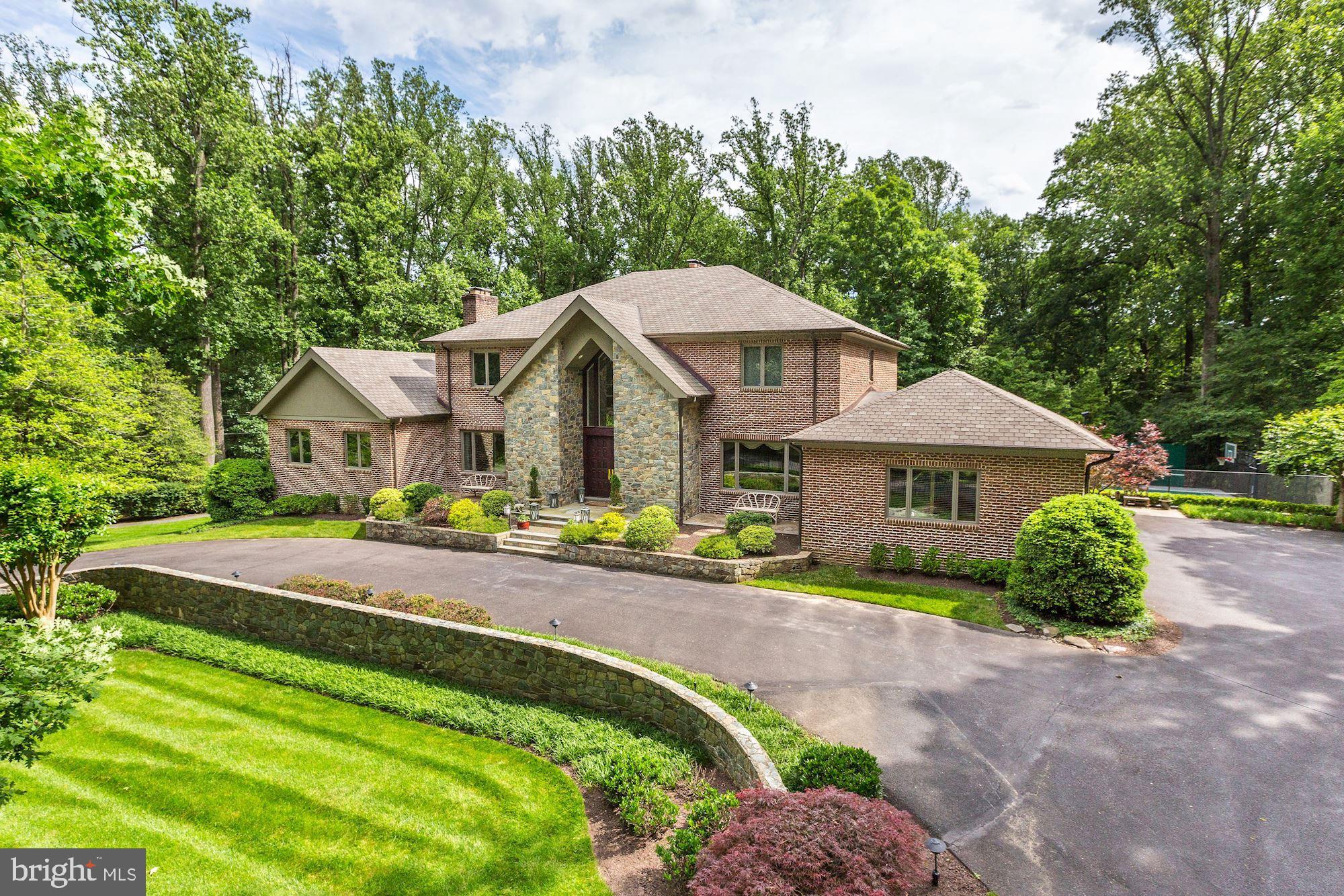 POTOMAC OUTSIDE - Residential